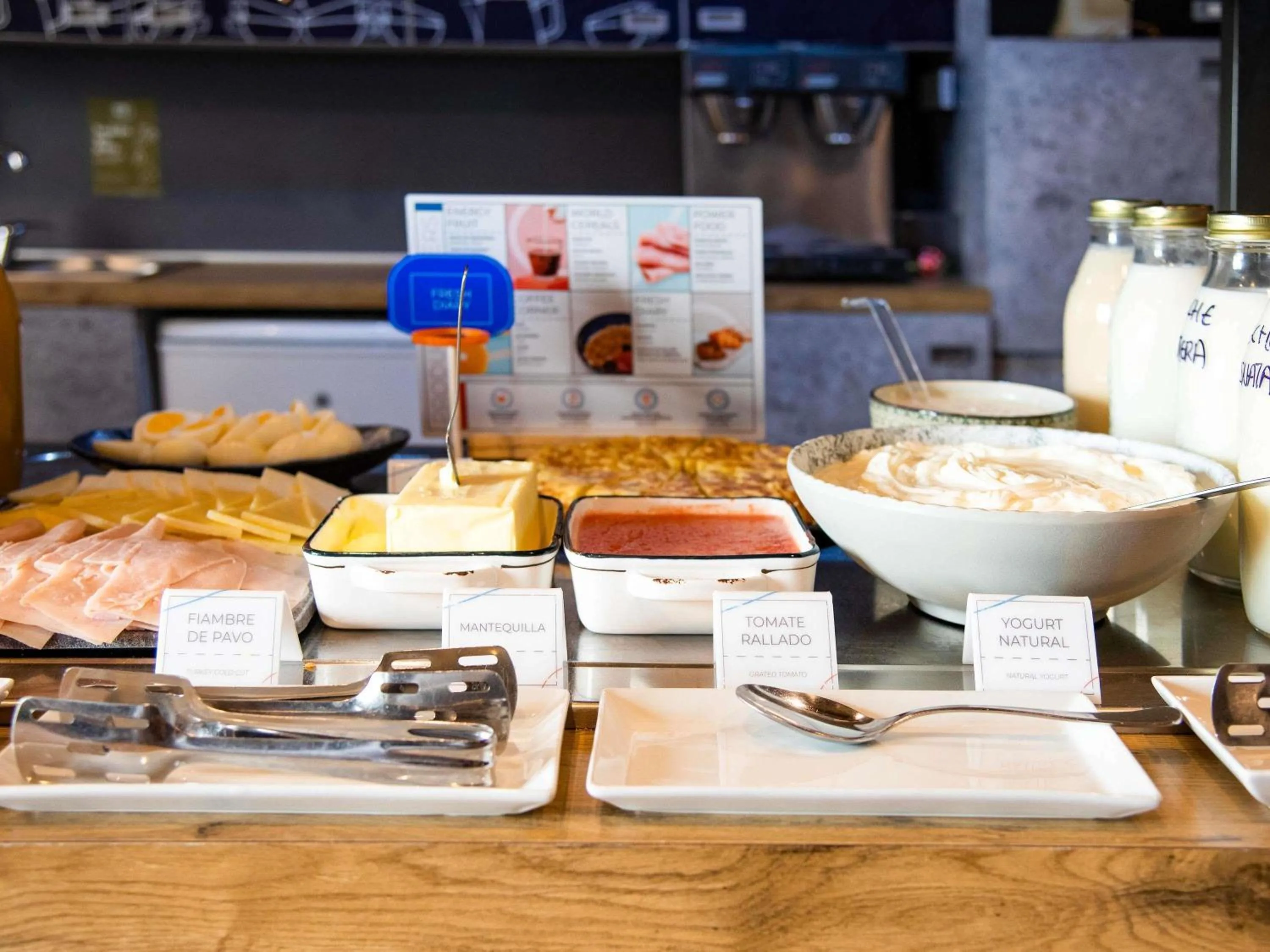 Breakfast in Ibis Budget Madrid Calle Alcalá