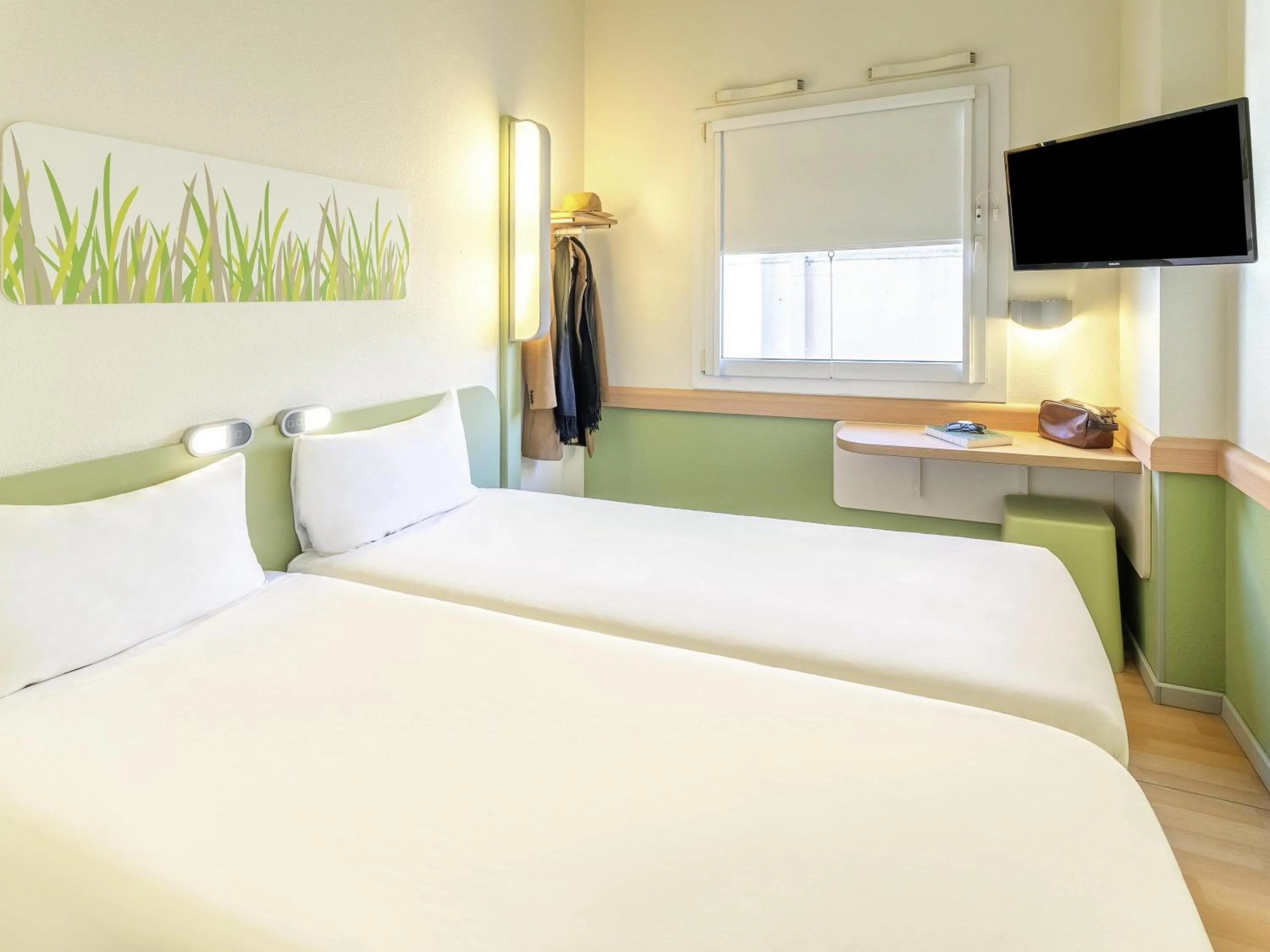 Bedroom, Bed in Ibis Budget Madrid Calle Alcalá