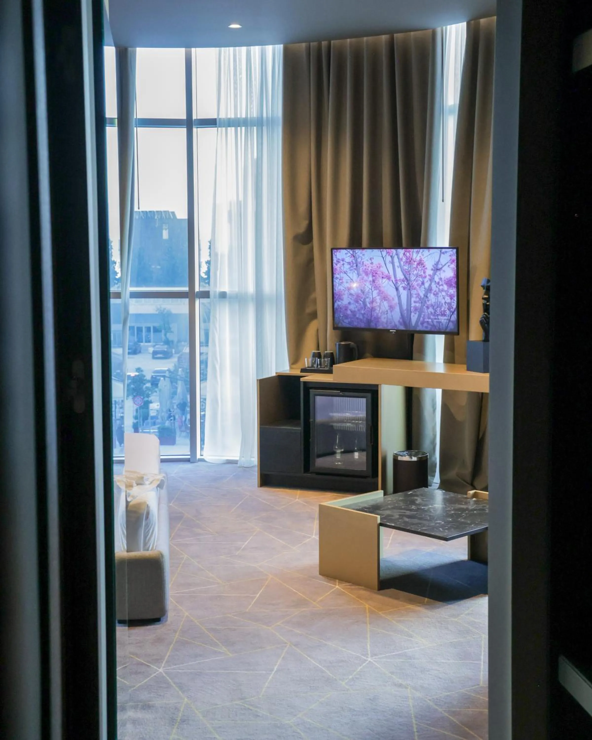 TV and multimedia in The Central View Boutique Hotel
