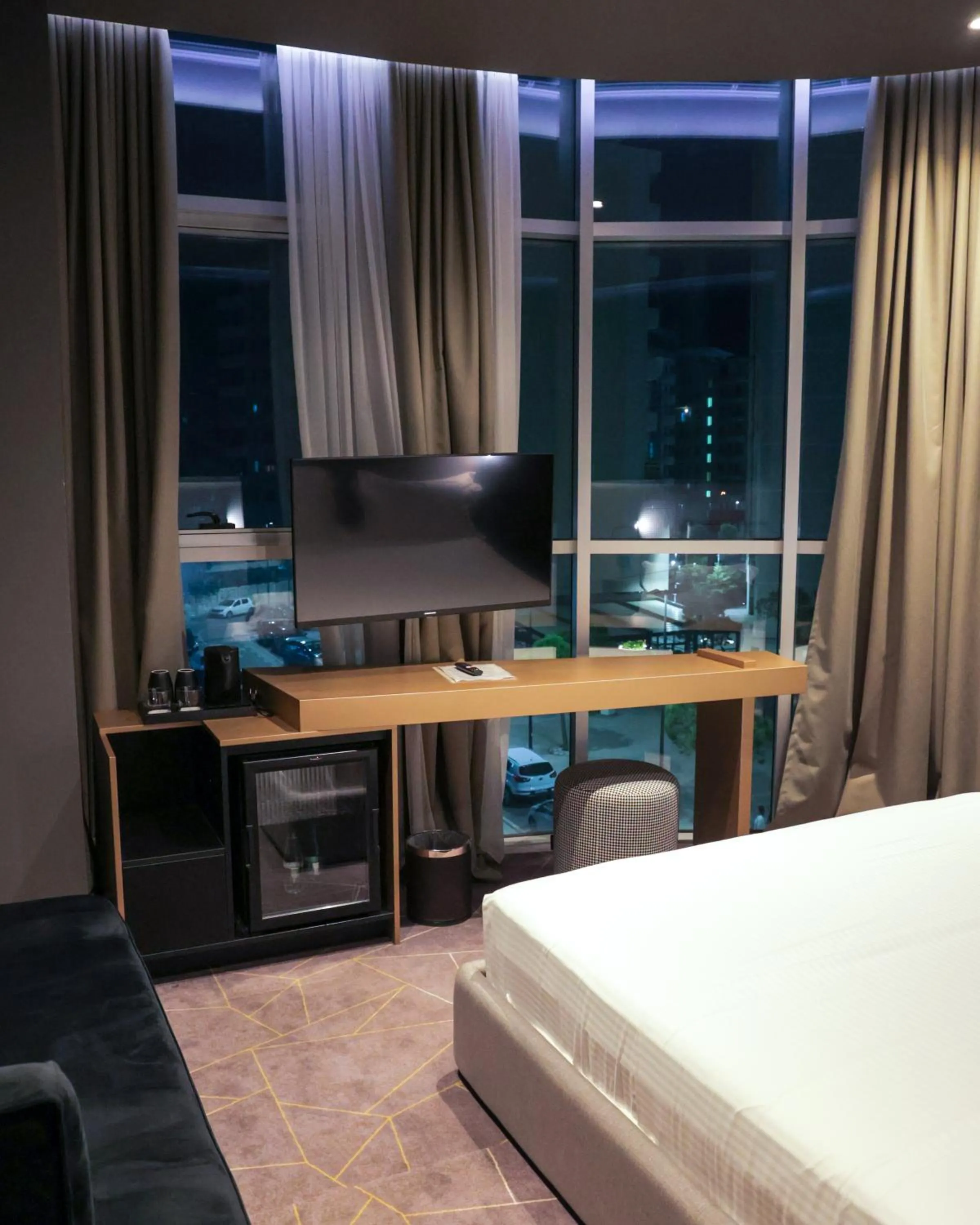 Photo of the whole room, Bed in The Central View Boutique Hotel