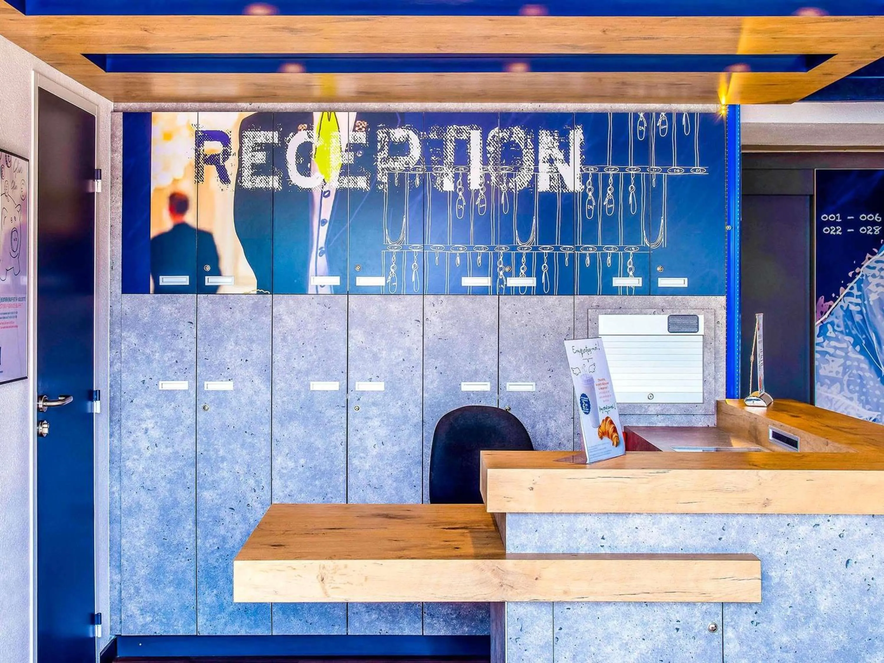 Property building in ibis budget Issoire