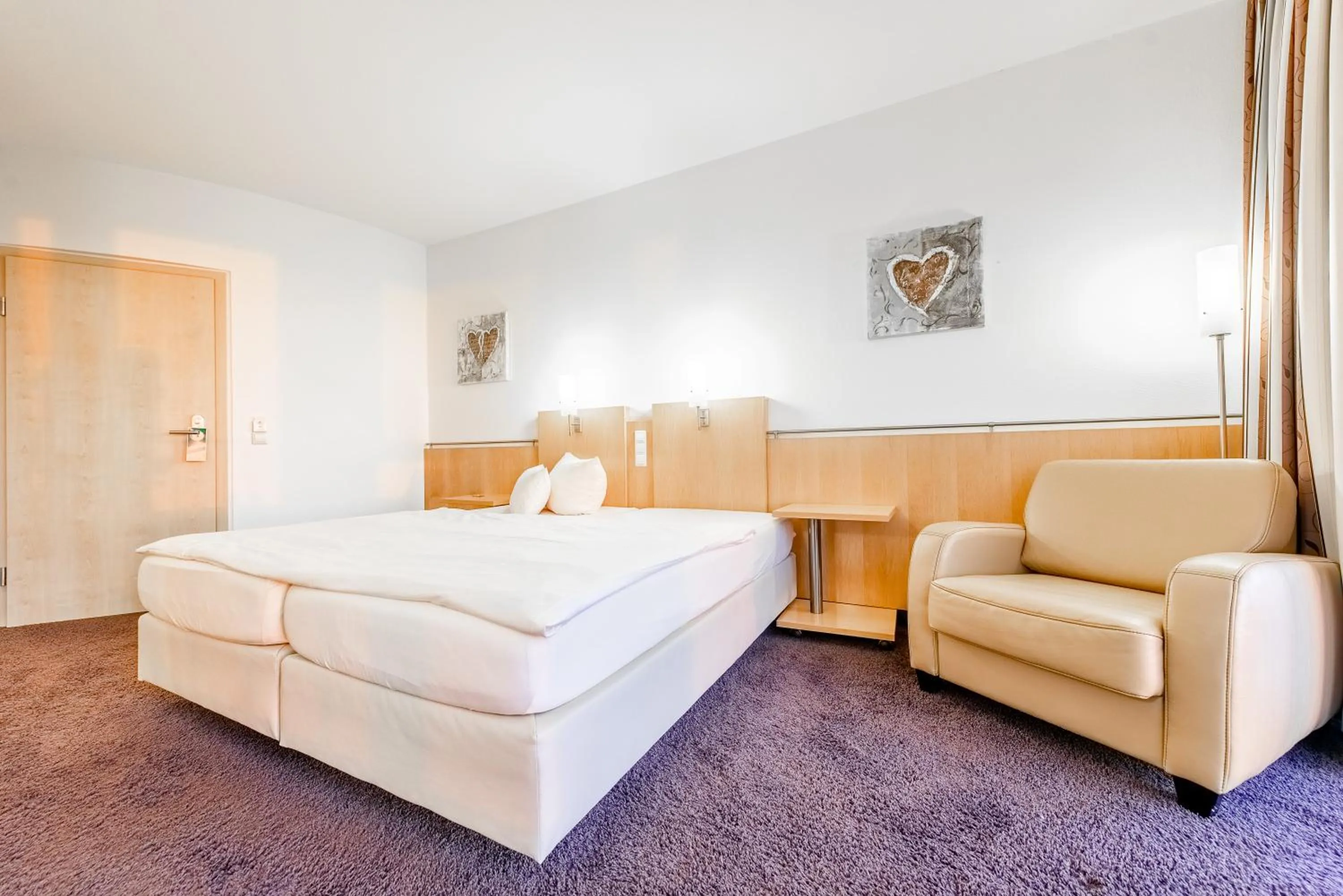 Photo of the whole room, Bed in Raitelberg Resort