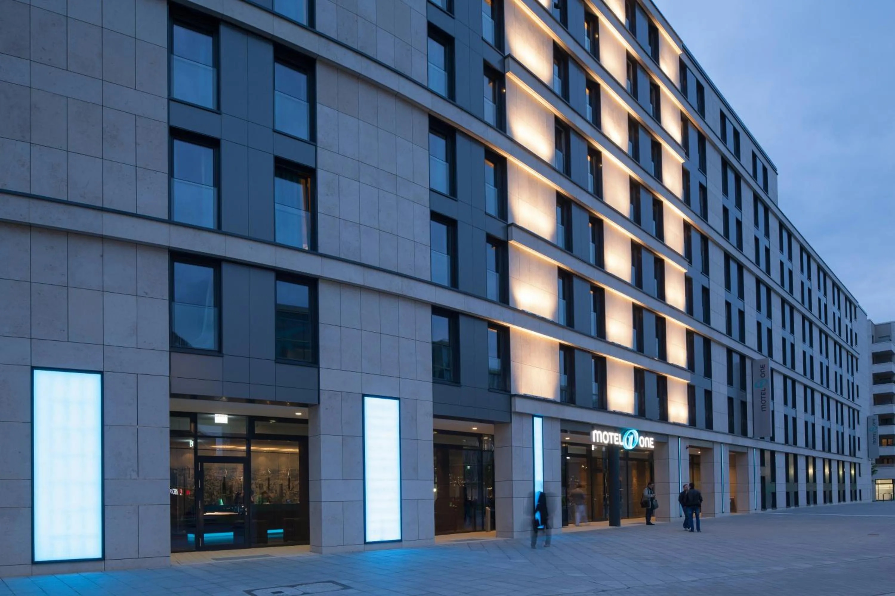 Facade/entrance in Motel One Frankfurt Messe