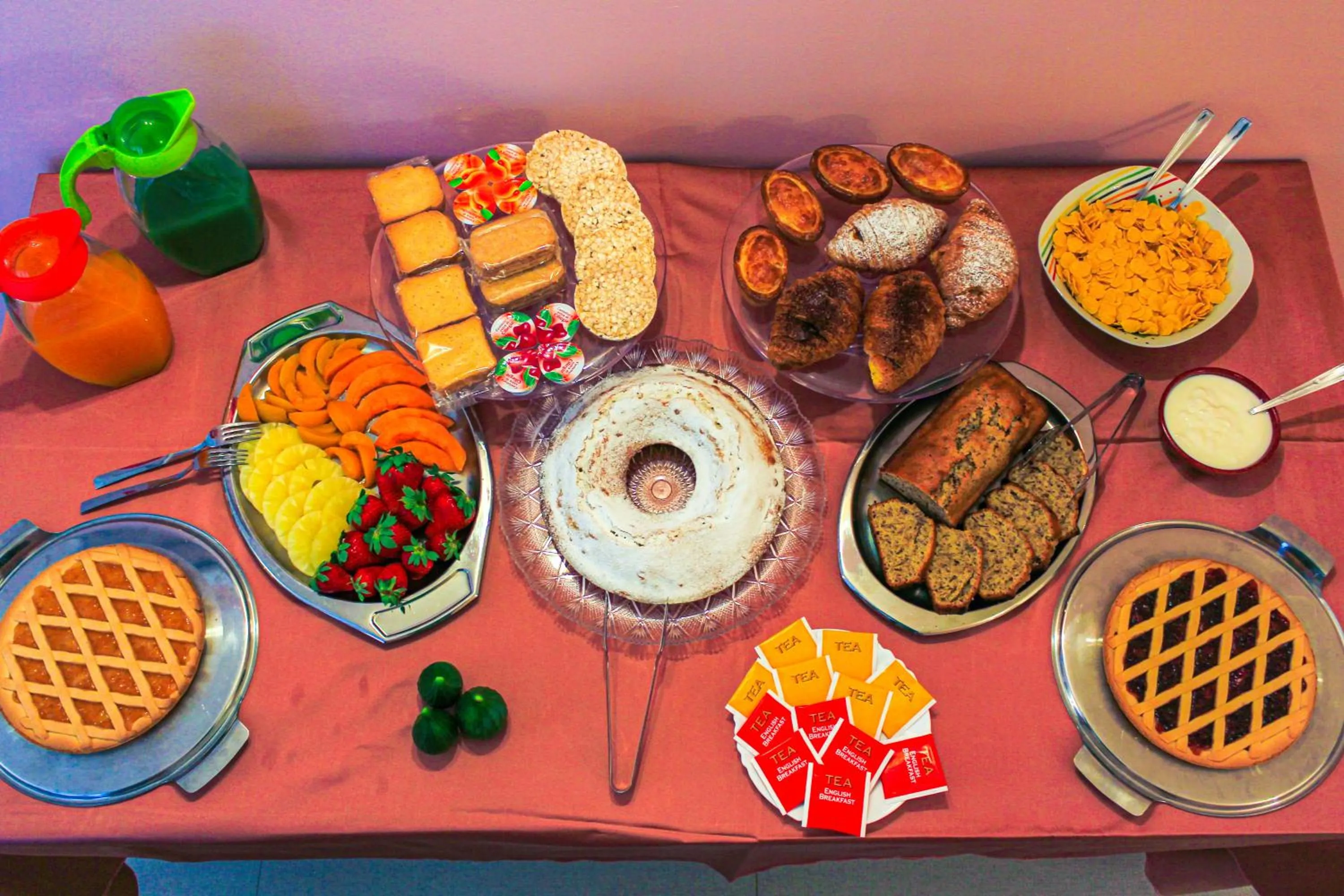 Food and drinks in Armonia Galeta