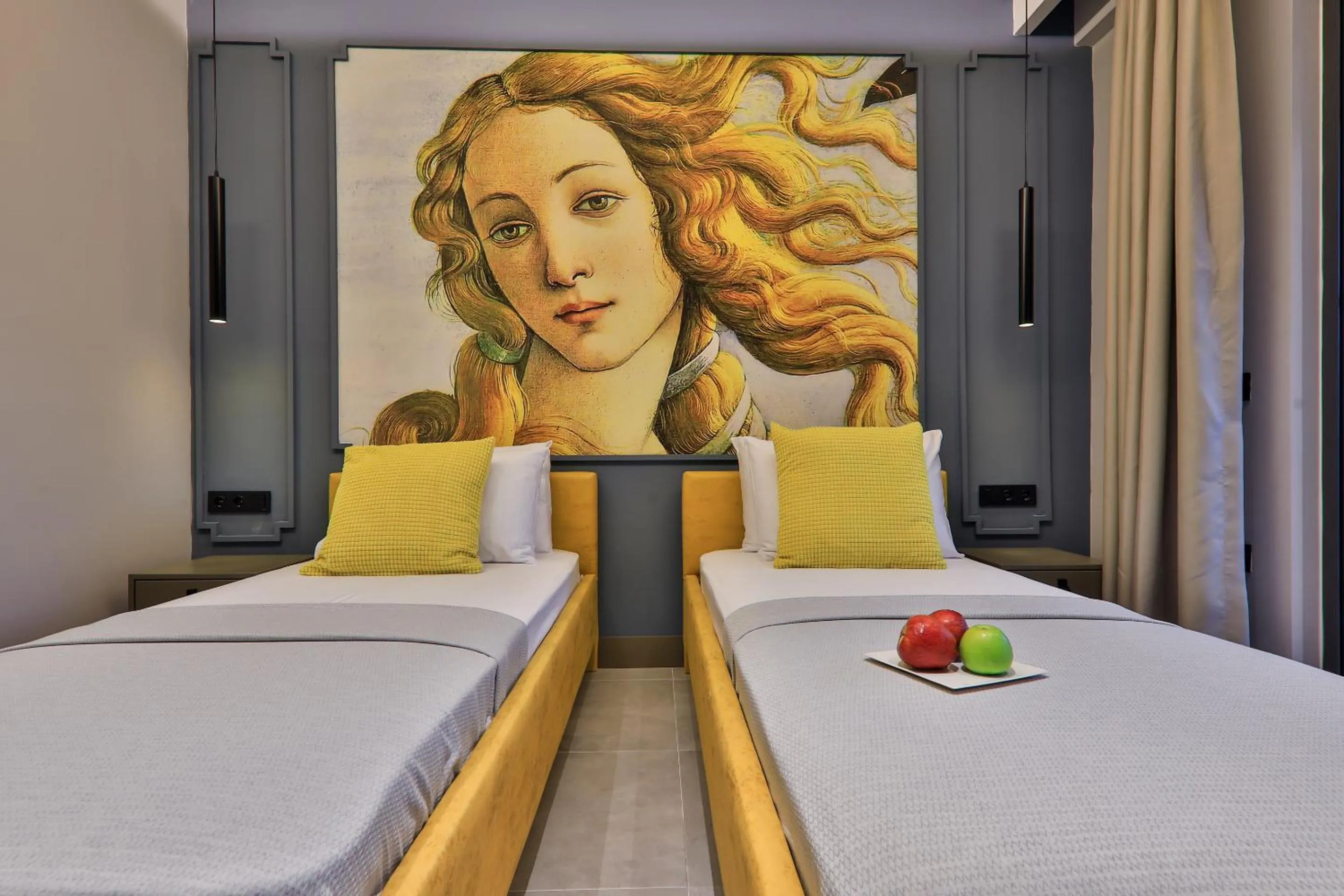 Photo of the whole room in Neva Kaş