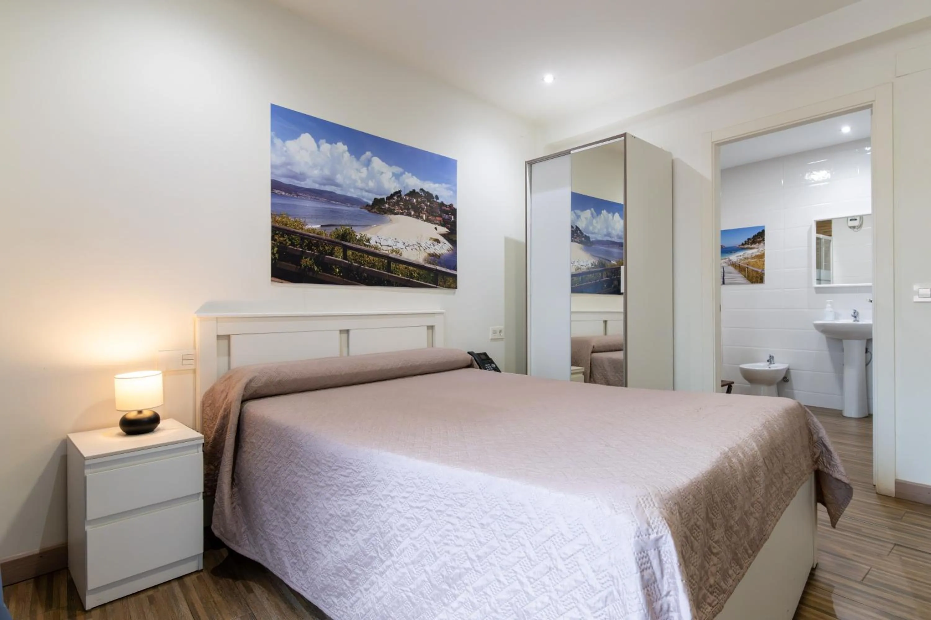 Bed in Innmare Fortuna Hotel Dos Estrellas