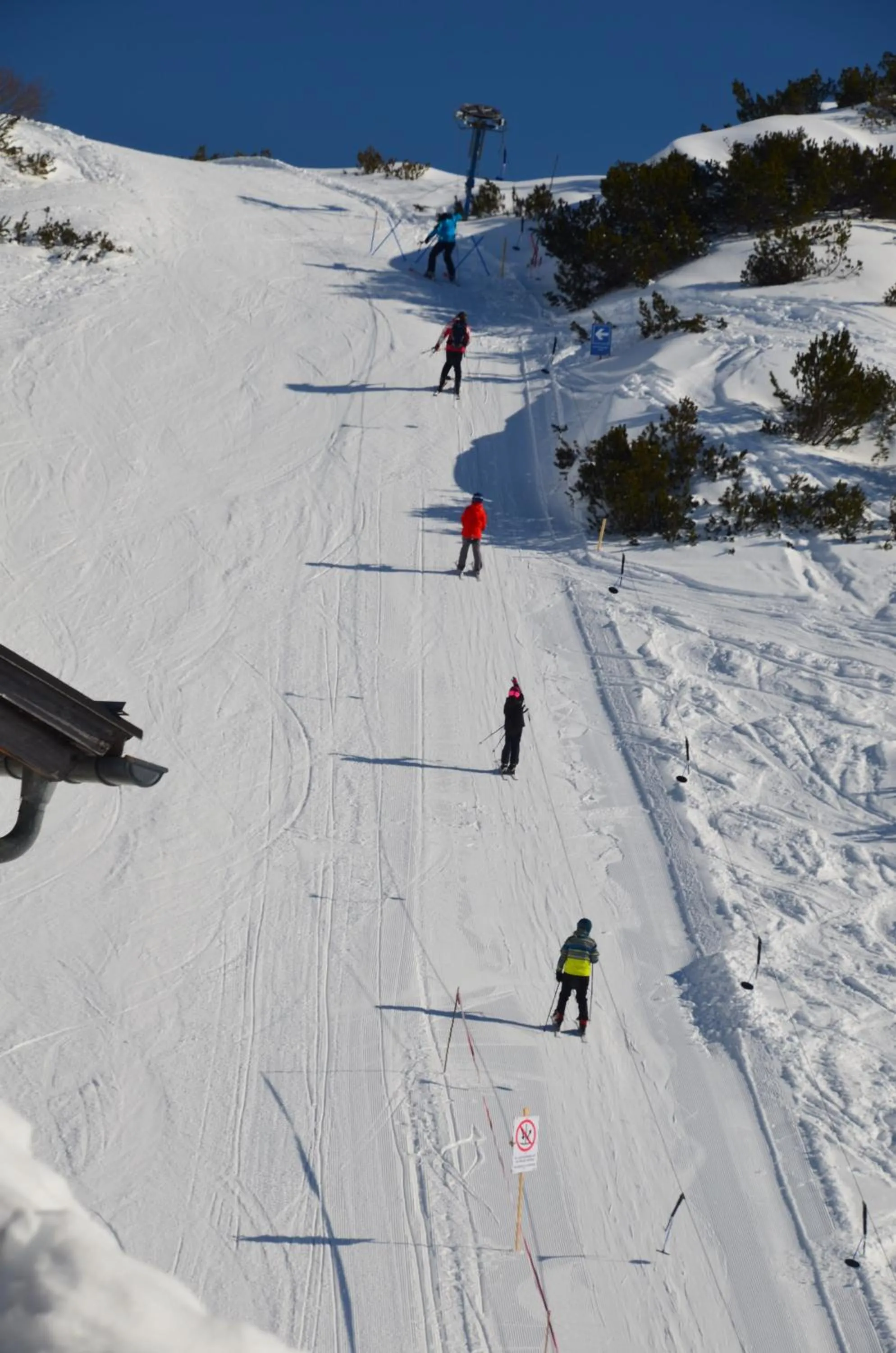 Winter in Gjaid-Alm 1739m am Dachstein-Only Accessible by Cable Car