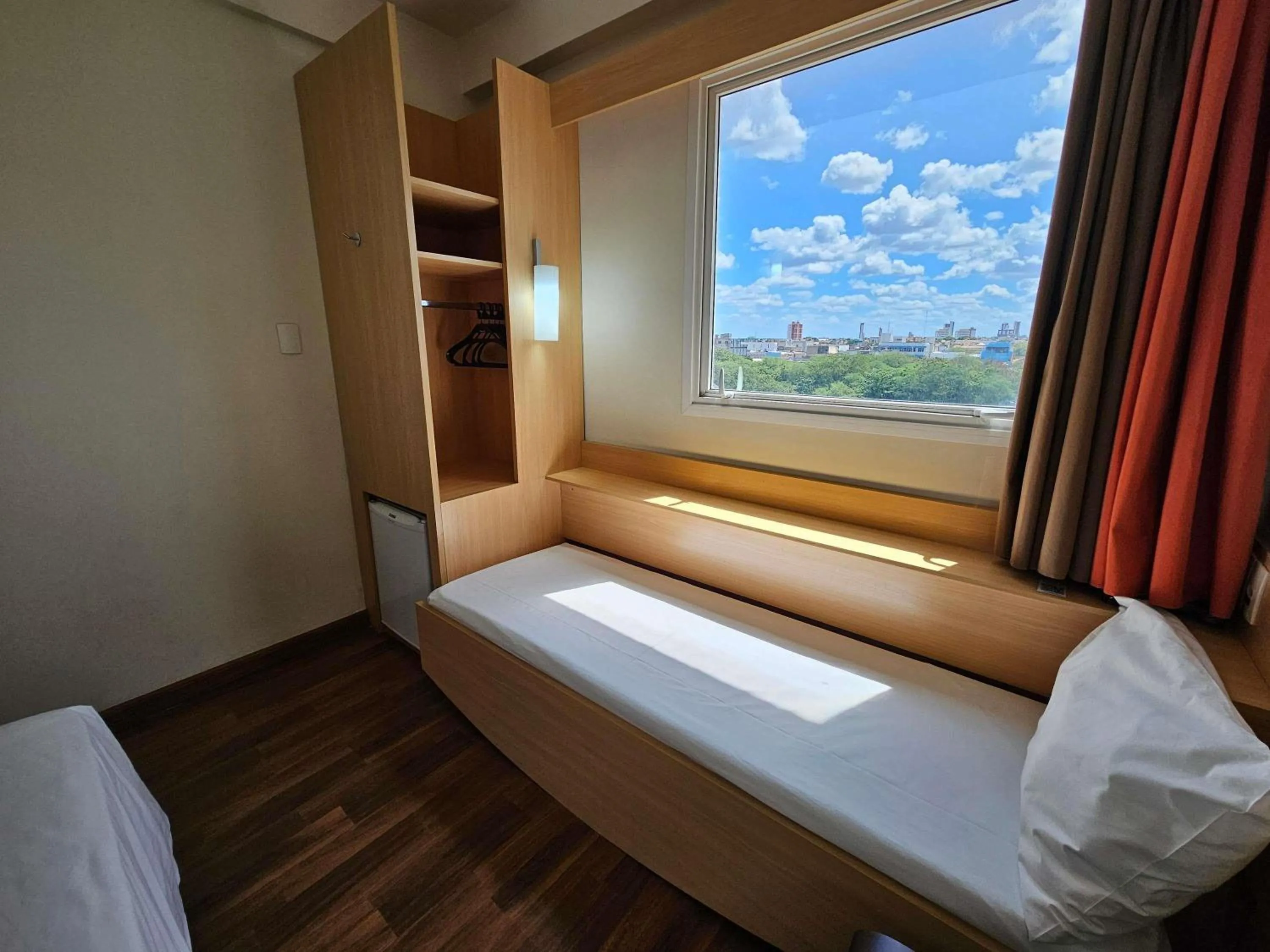 Bedroom, Bed in Ibis Mossoro