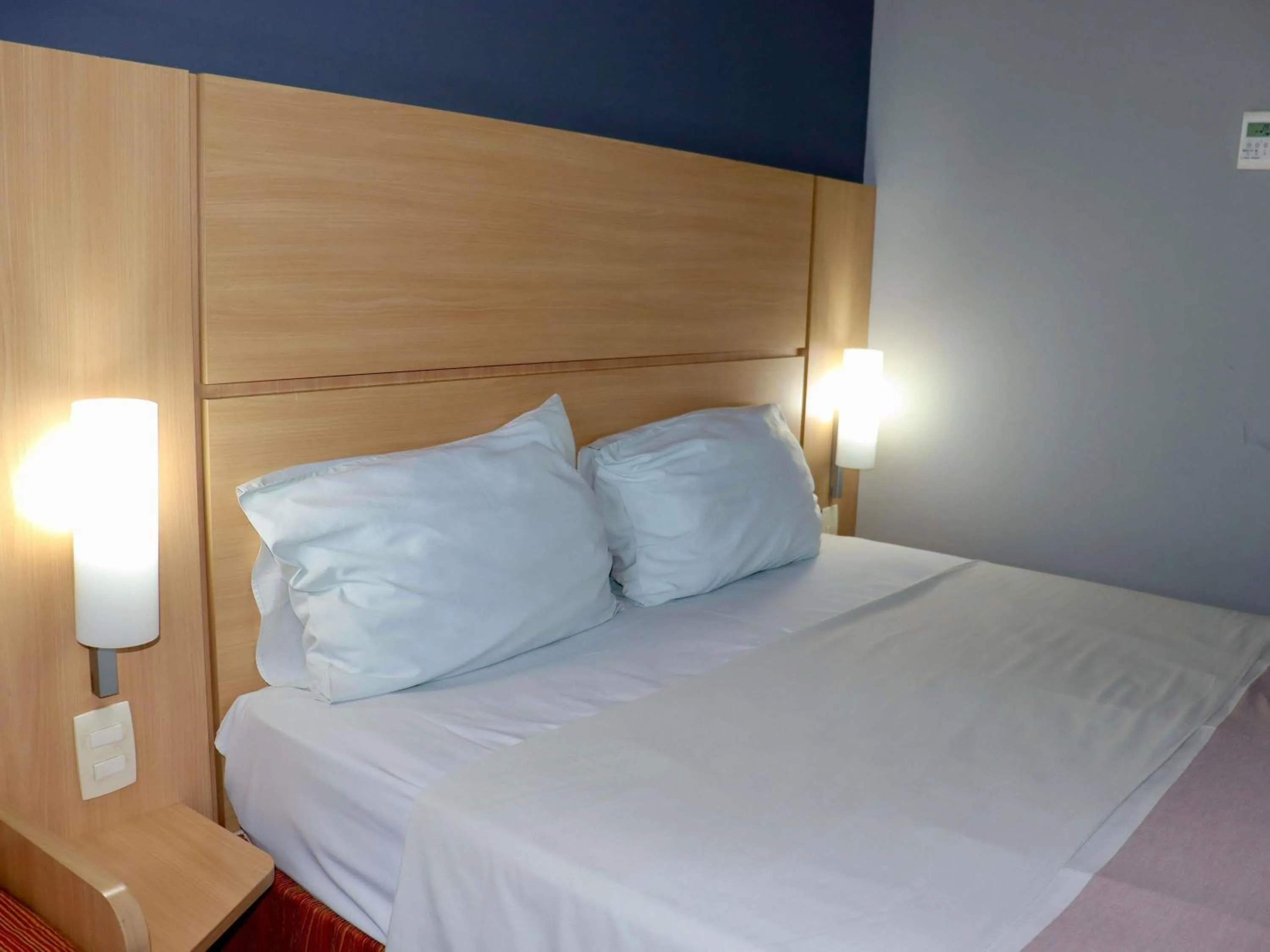 Bedroom, Bed in Ibis Mossoro