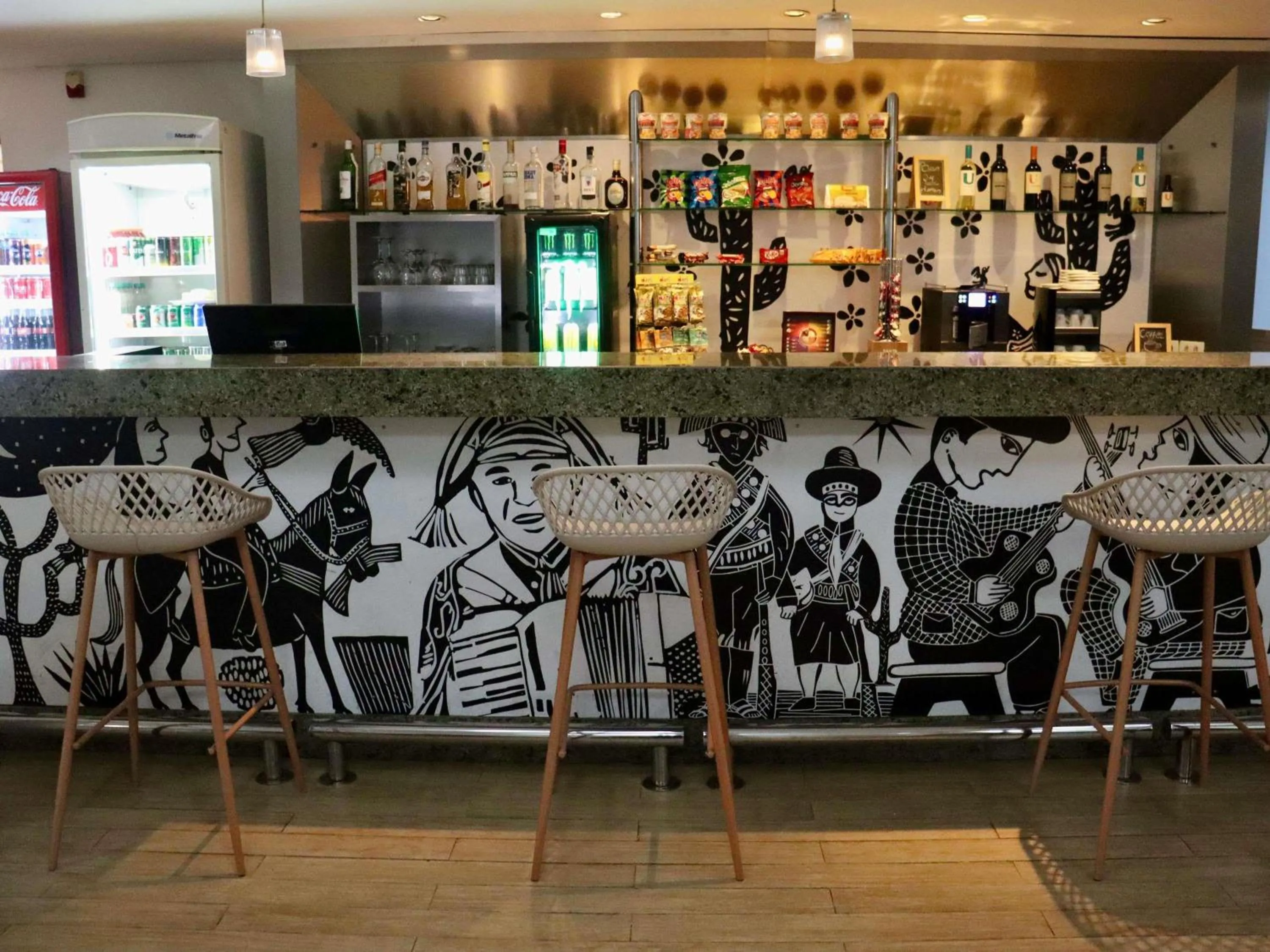 Lounge or bar in Ibis Mossoro