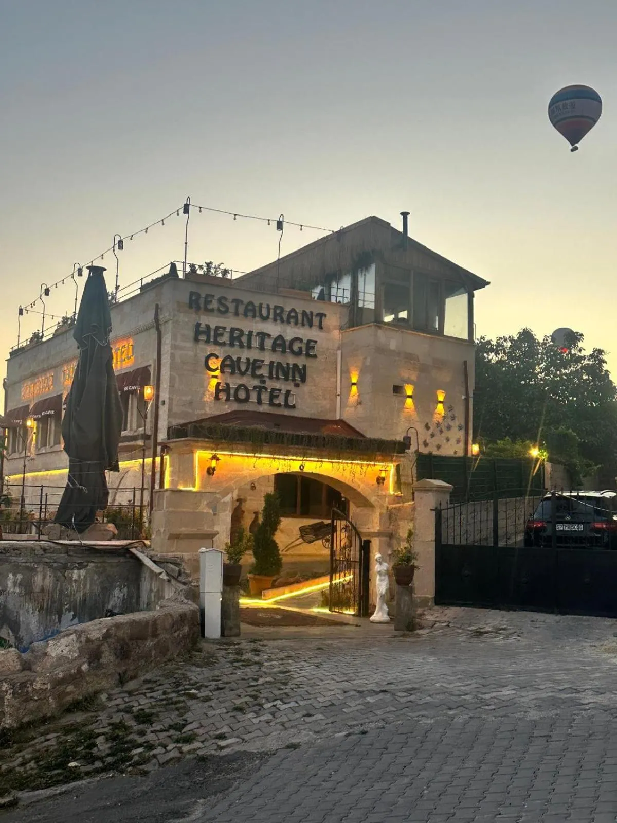 Property building in Heritage Cave Inn Hotel