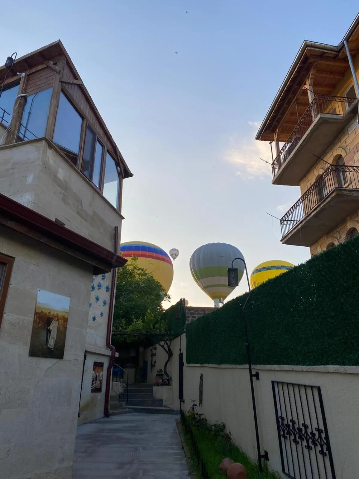 Property building in Heritage Cave Inn Hotel