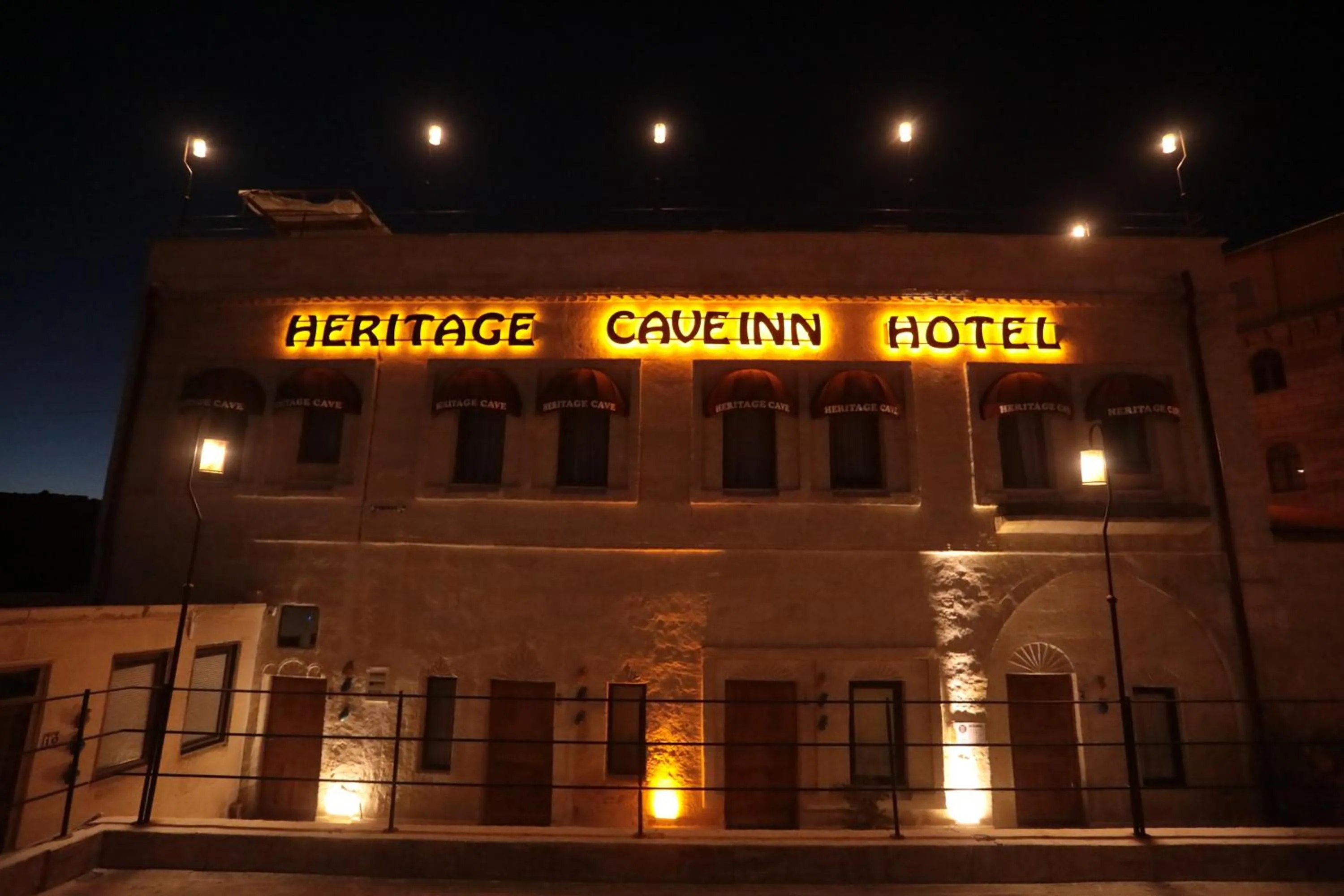 Night in Heritage Cave Inn Hotel