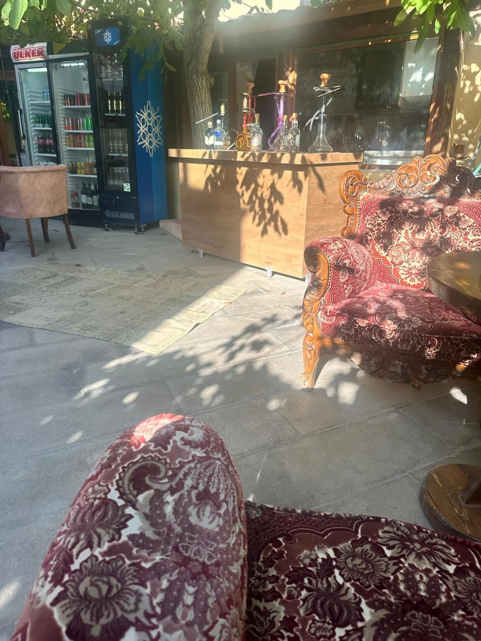 Patio in Heritage Cave Inn Hotel