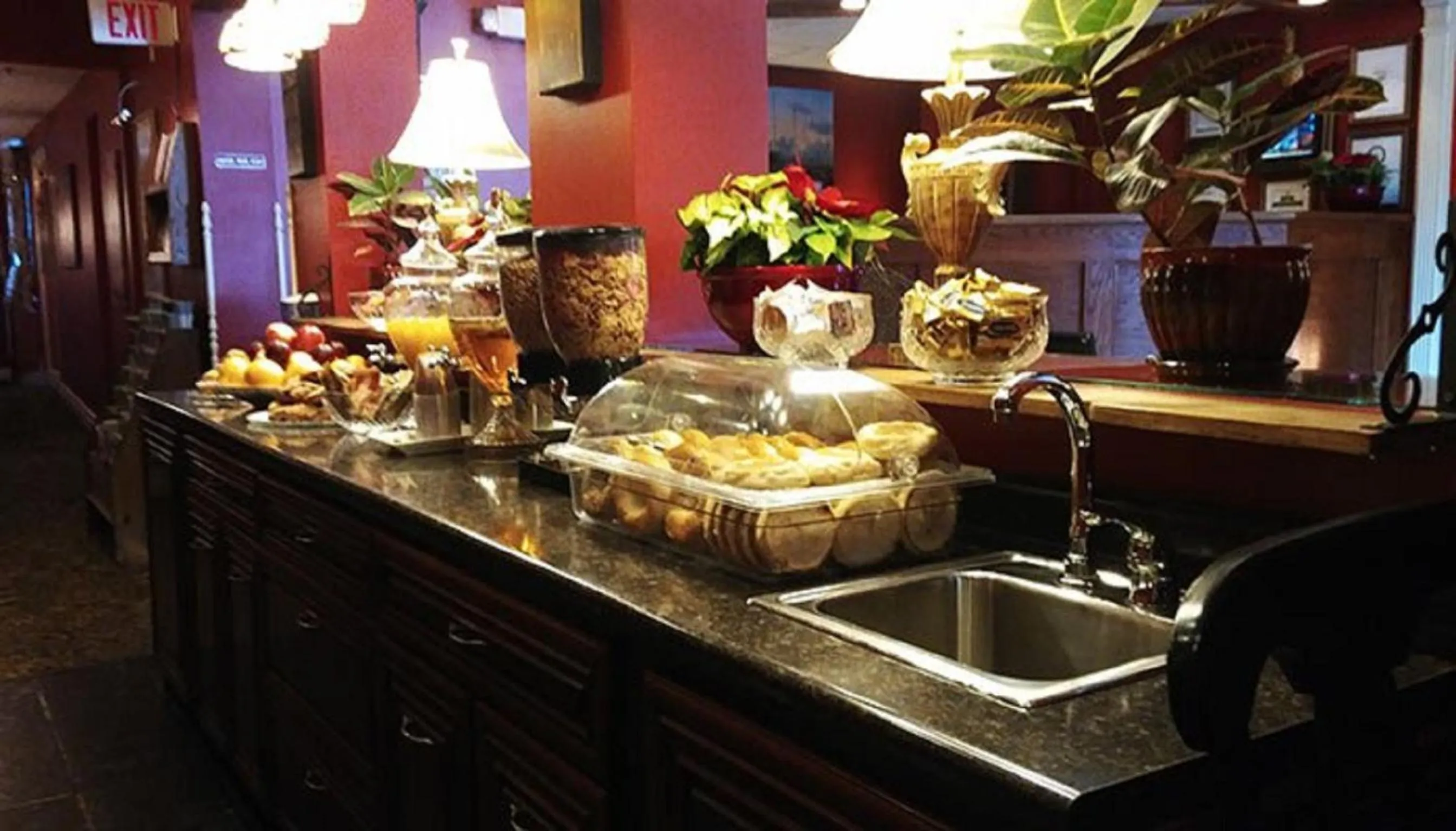 Continental breakfast in Inn at St John Portland In-Town