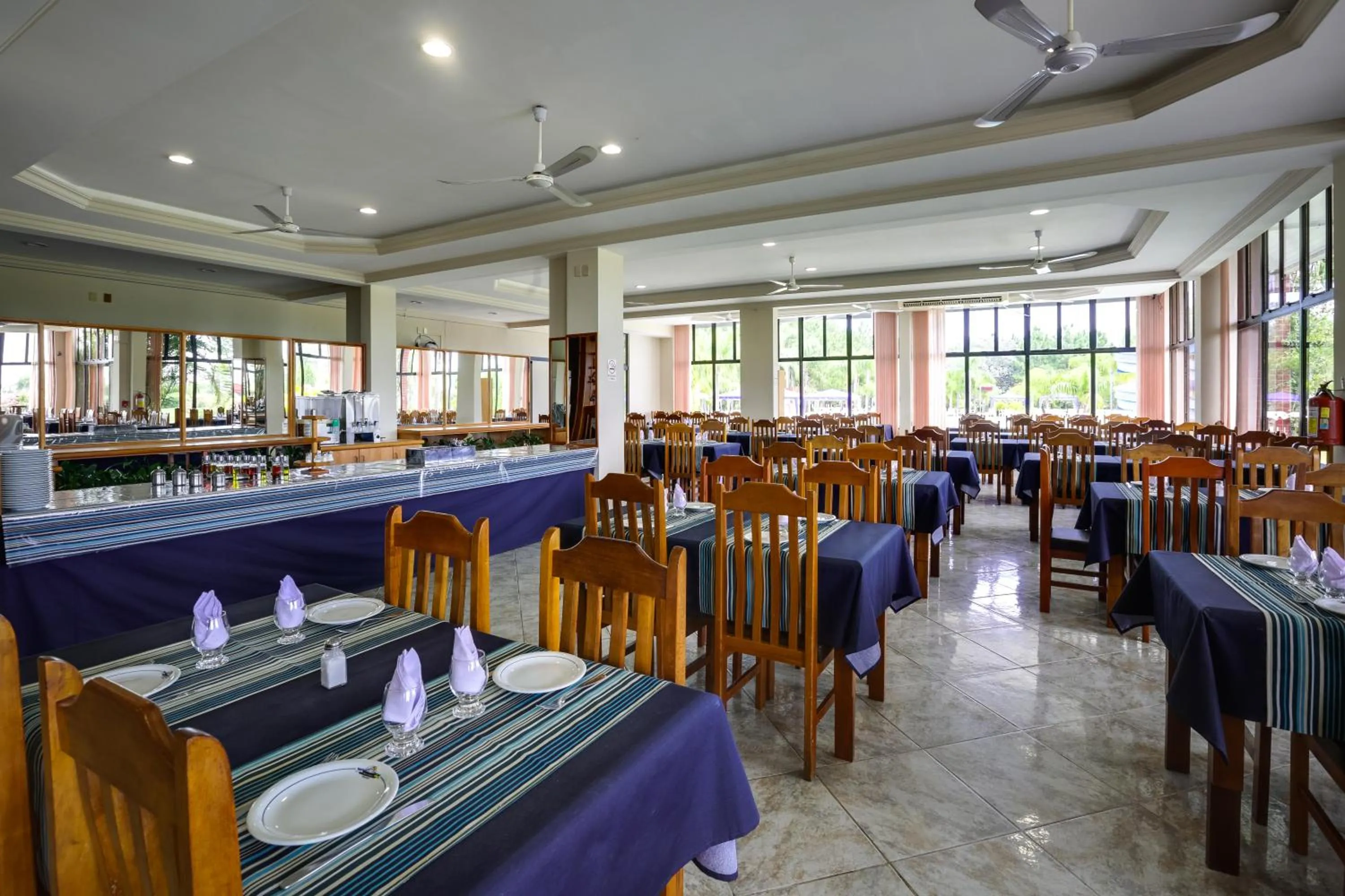 Restaurant/places to eat in Hotel San Isidro