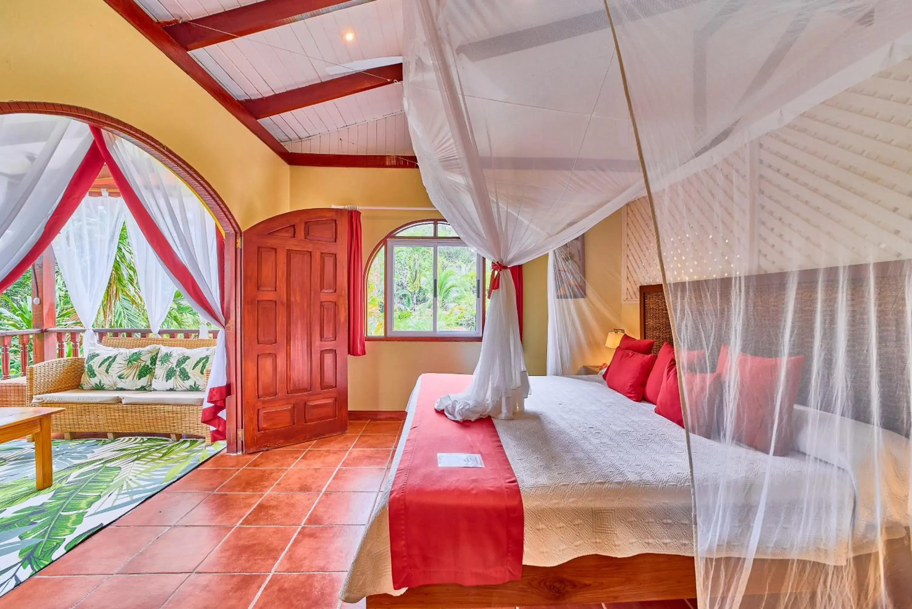 Deluxe Suite in Hotel El Encanto Deluxe Suite in Hotel El Encanto