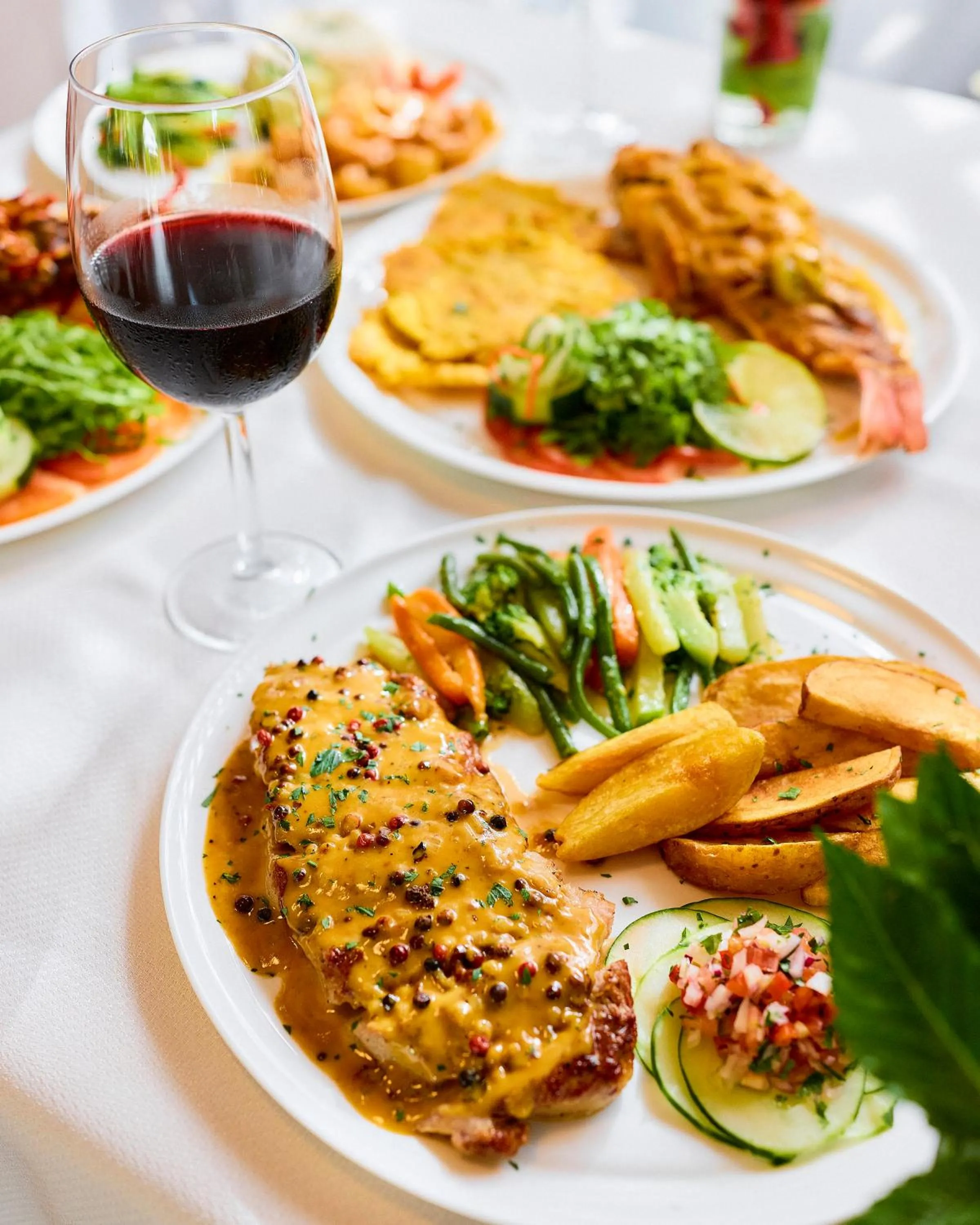 Food and drinks in Hotel El Encanto