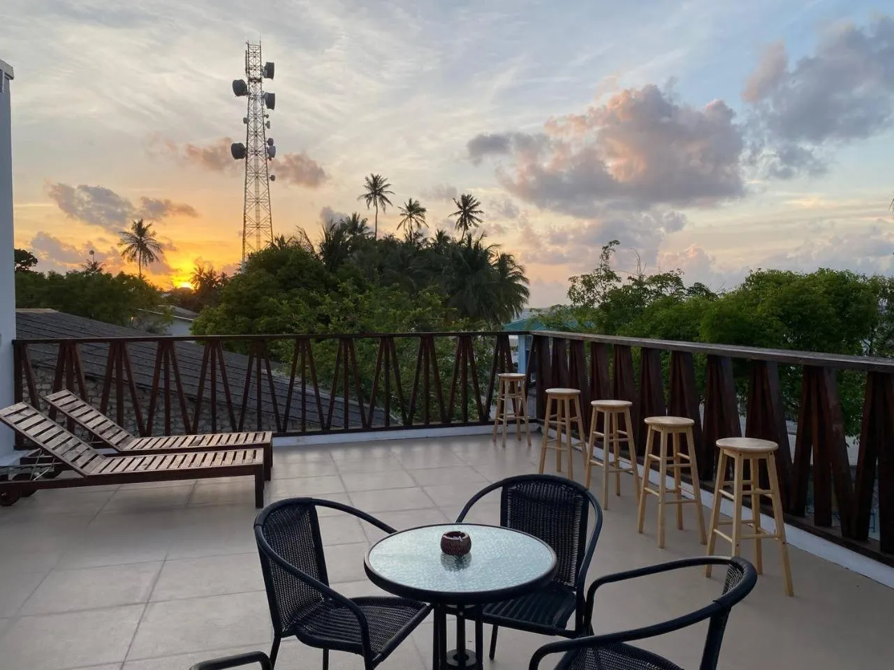 Balcony/Terrace in Violet Inn Hotel