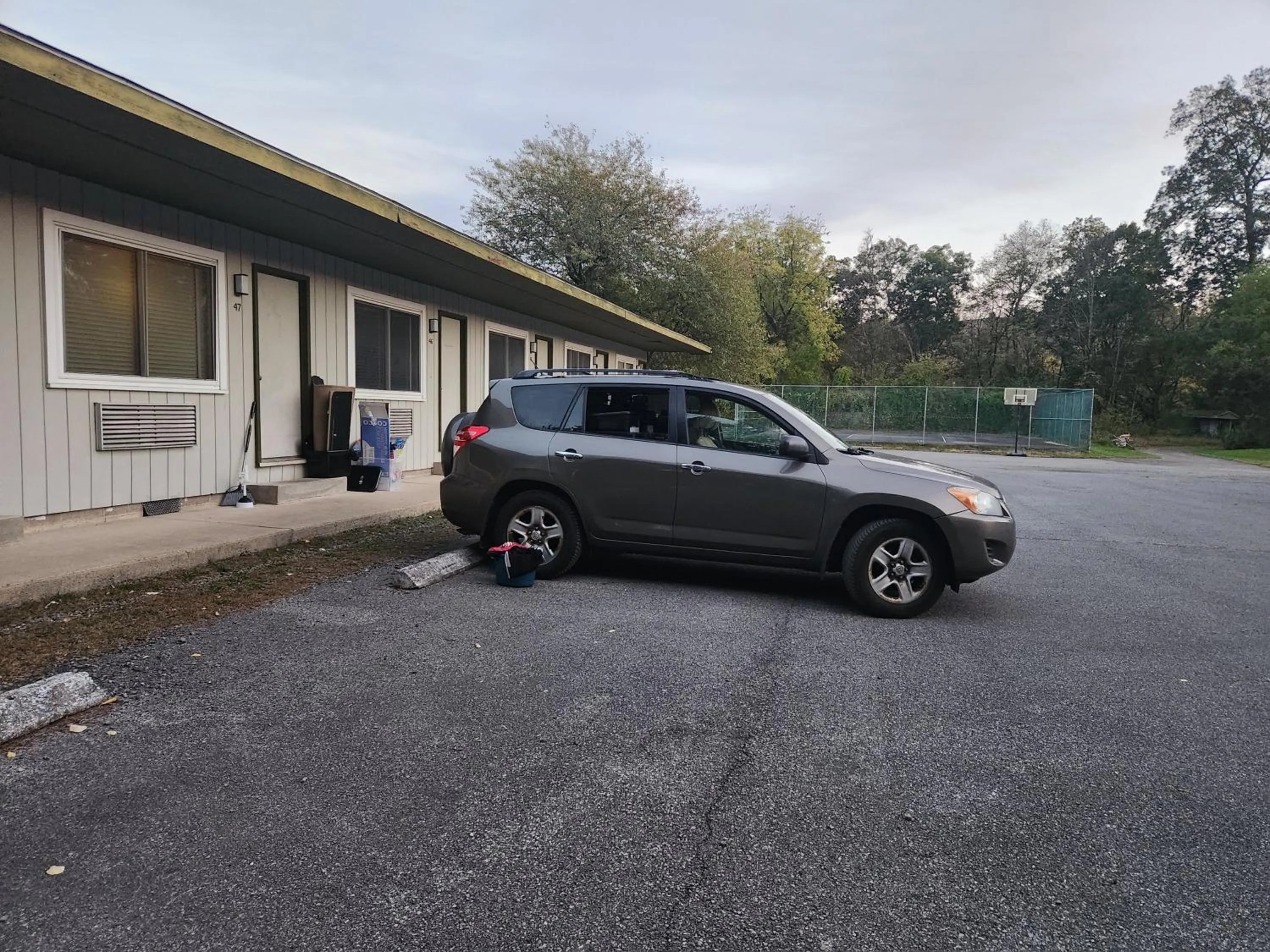 Parking in Glenwood Inn - Stroudsburg