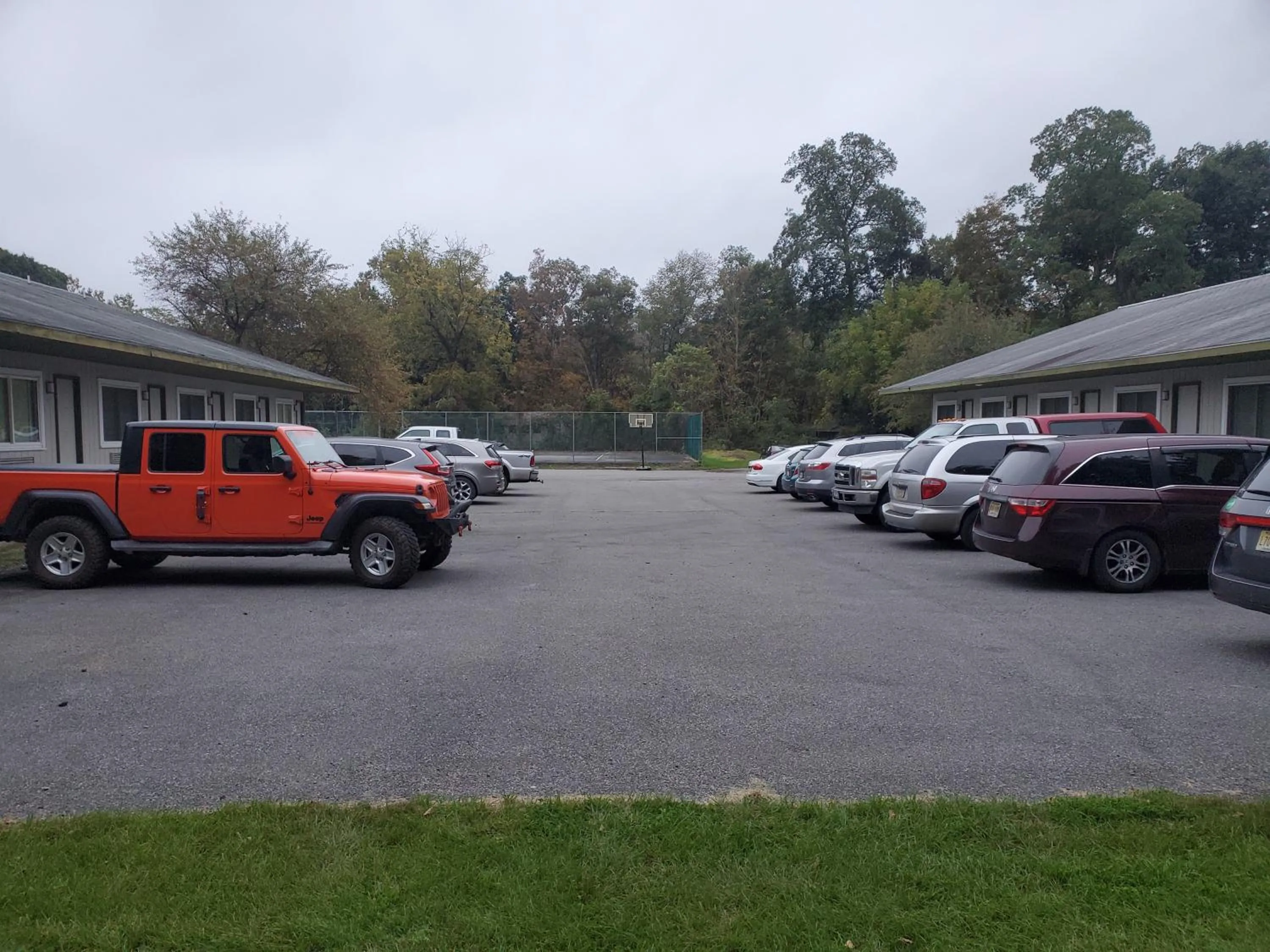 Property building in Glenwood Inn - Stroudsburg