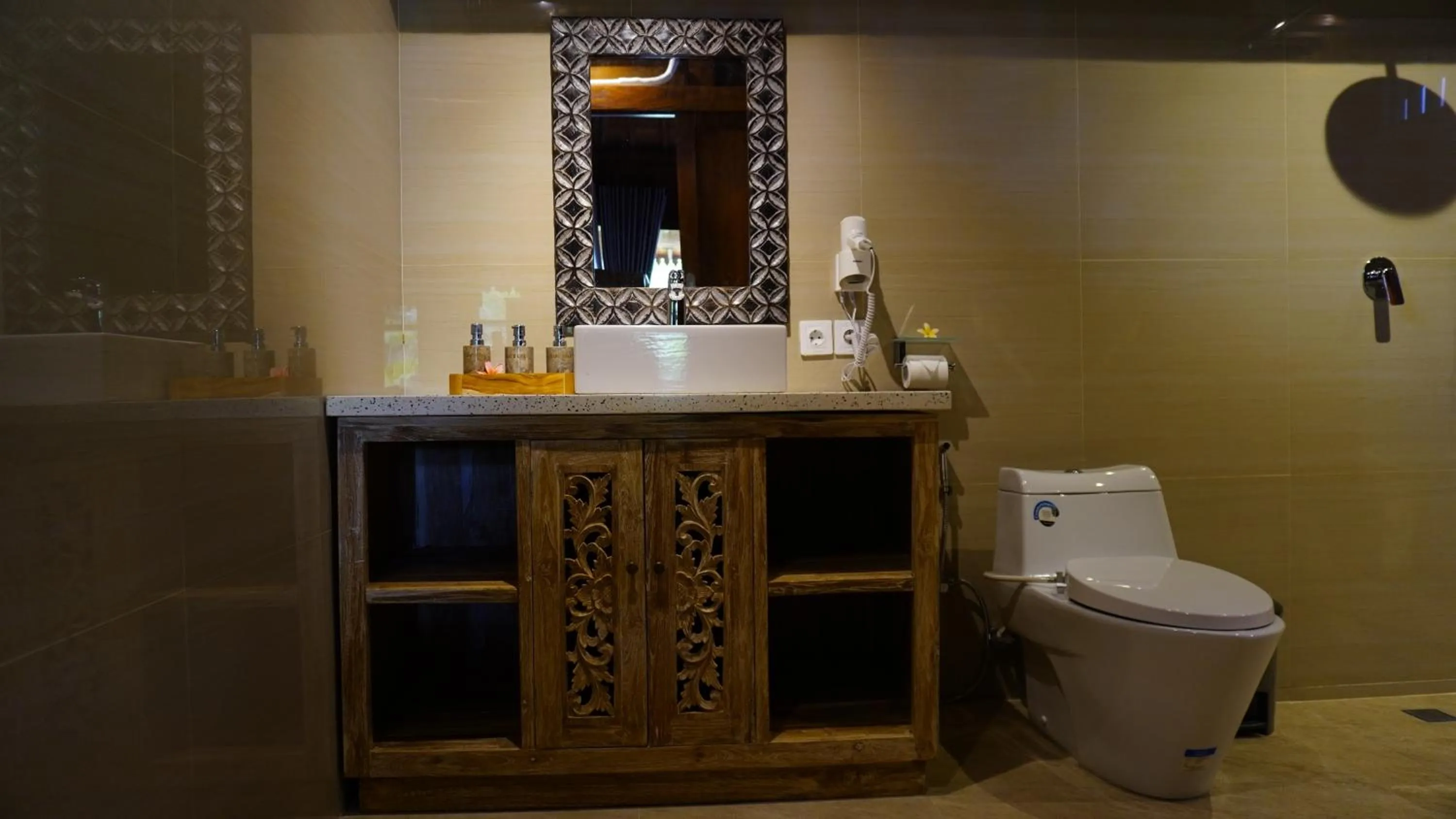 Bathroom in Royani Villa
