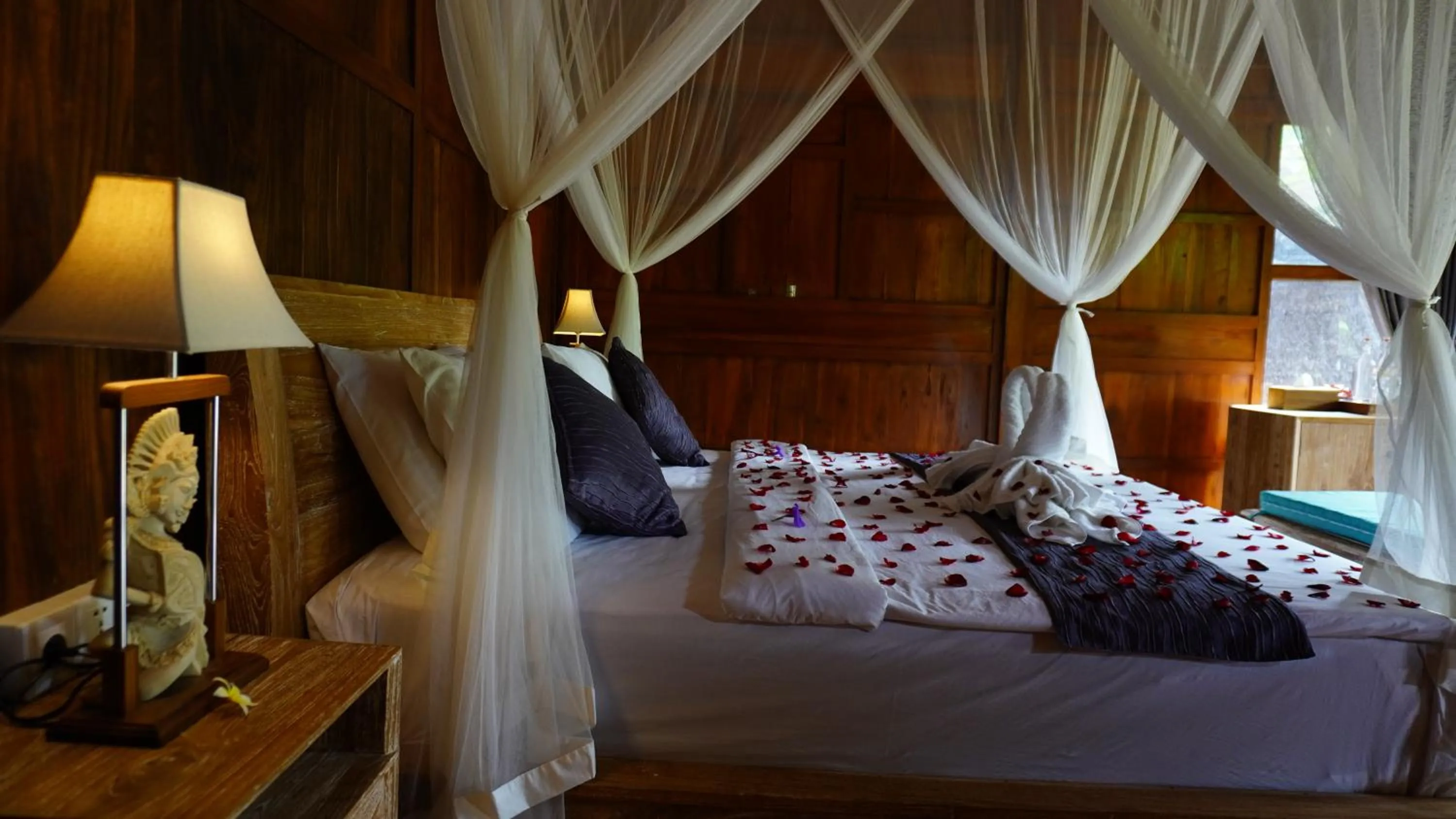 Bedroom, Bed in Royani Villa