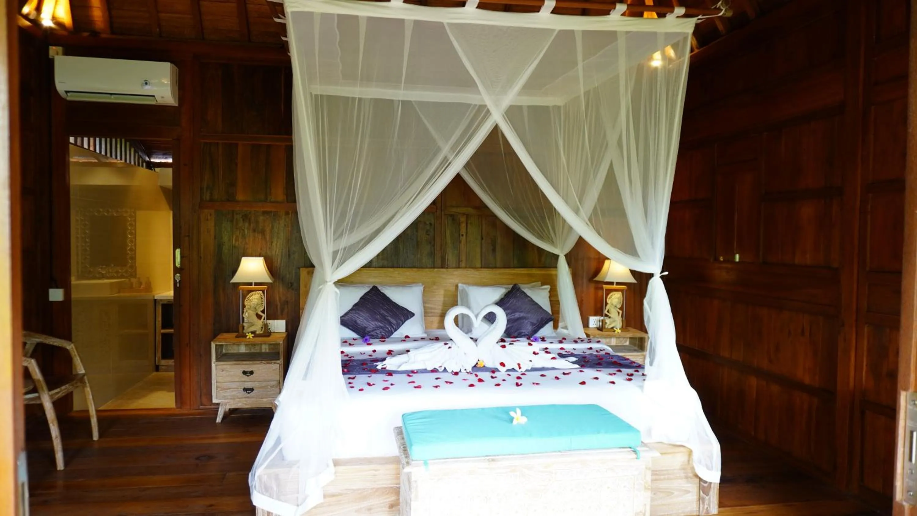 Bedroom, Bed in Royani Villa