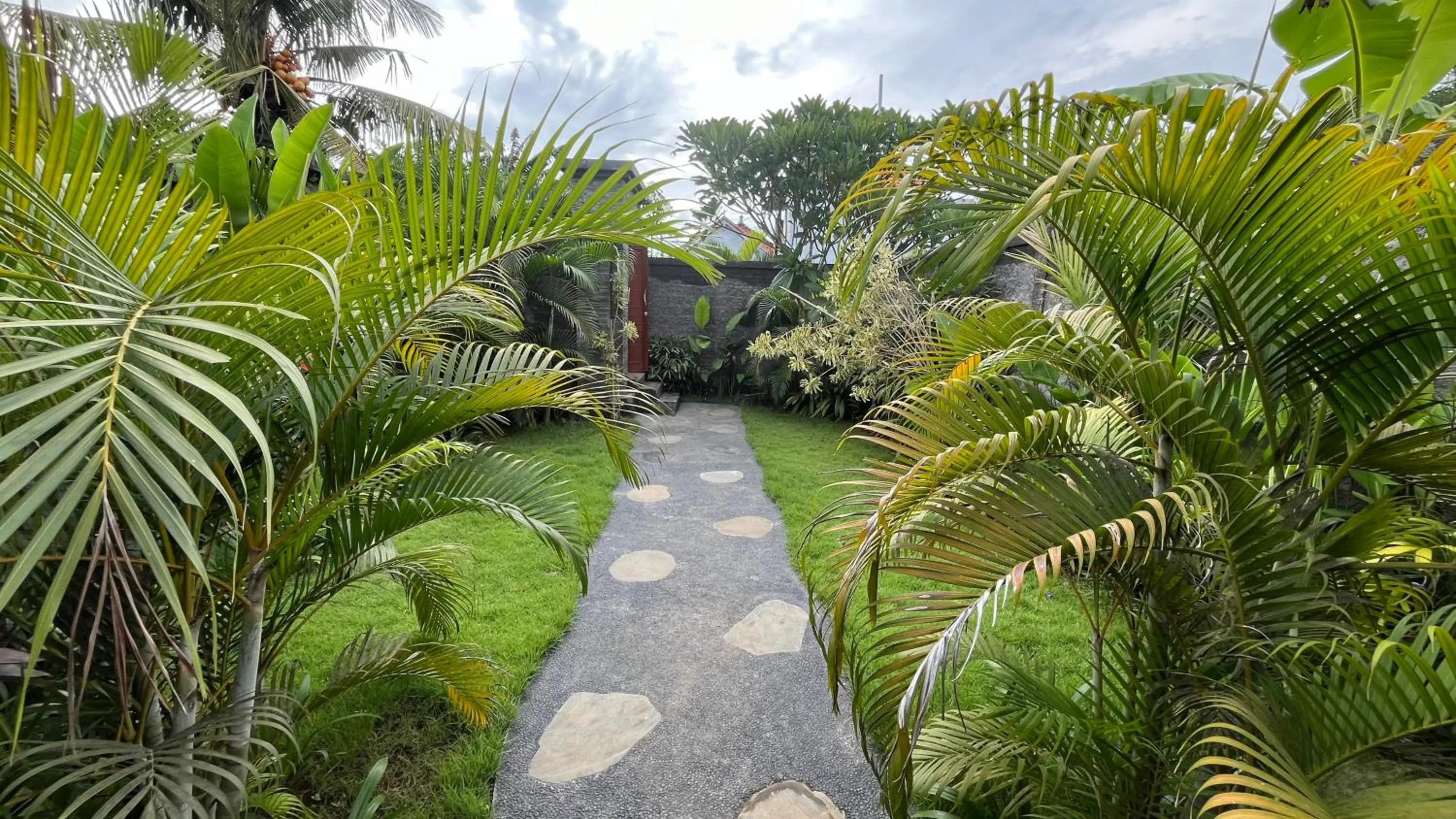 Garden in Royani Villa