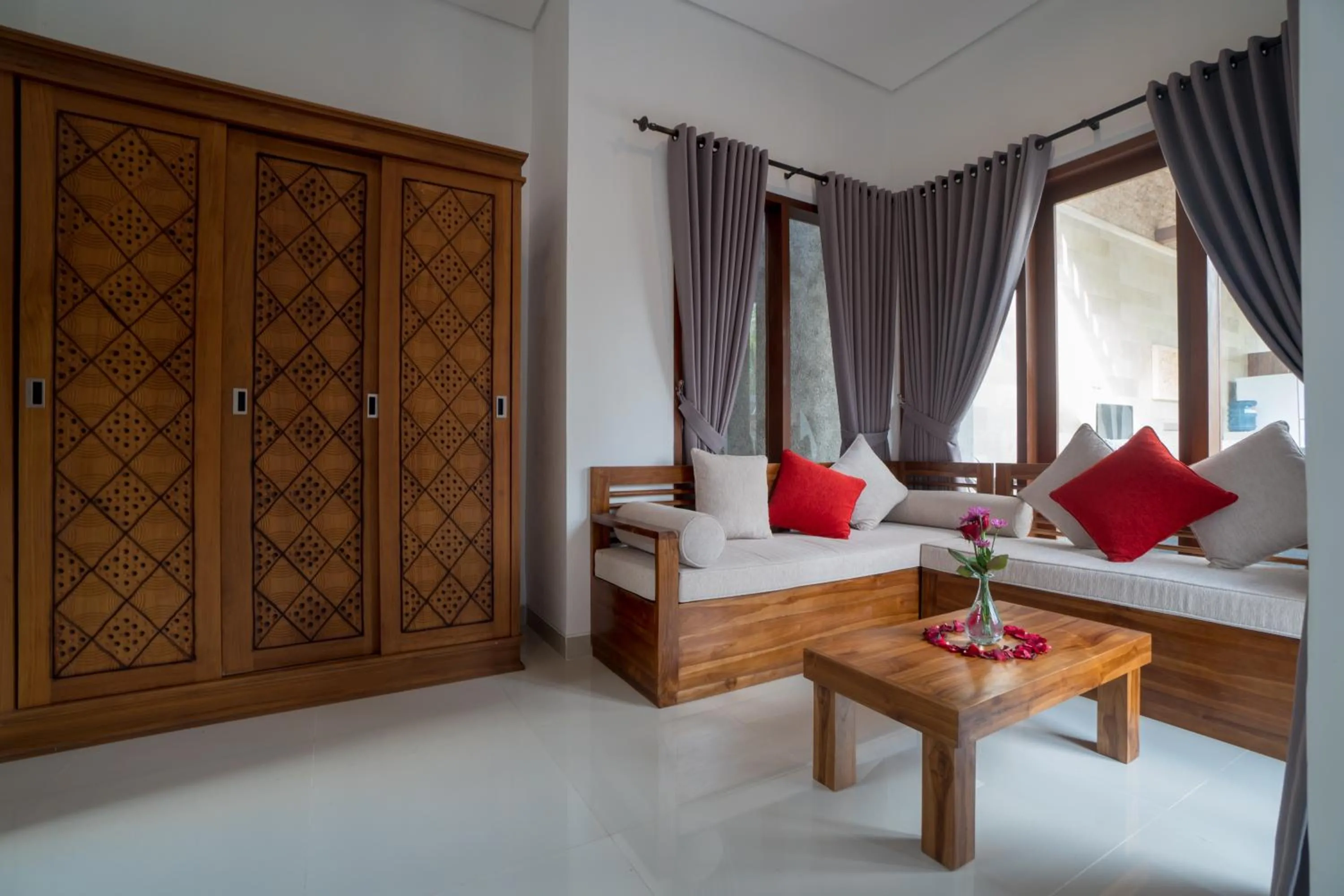 Living room, Bed in Royani Villa