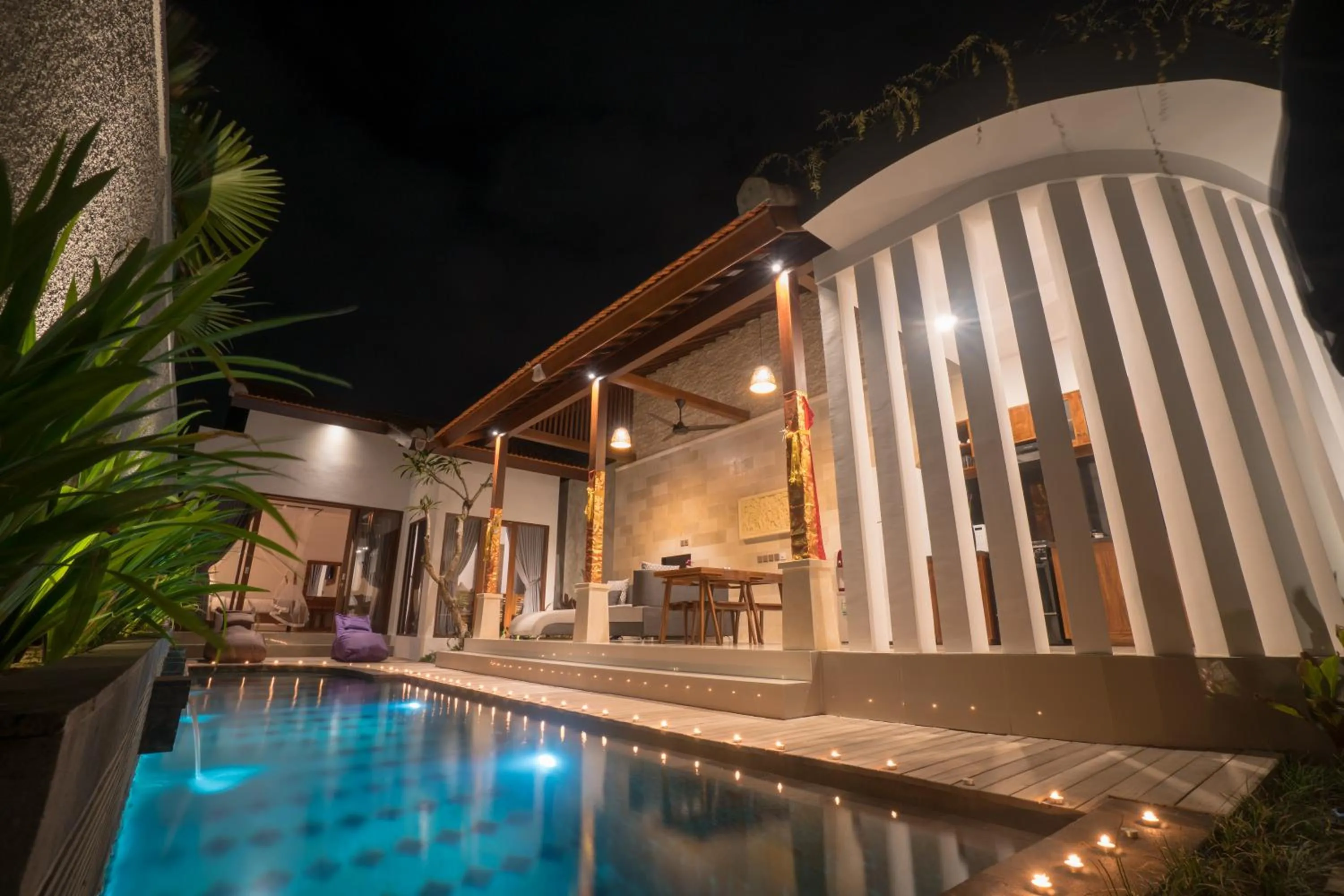 Villa with Private Pool in Royani Villa