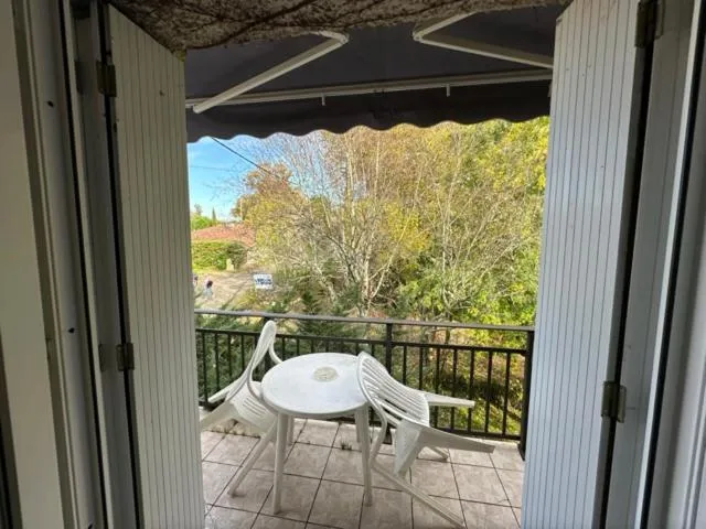 Patio in Résidence Les Milandes