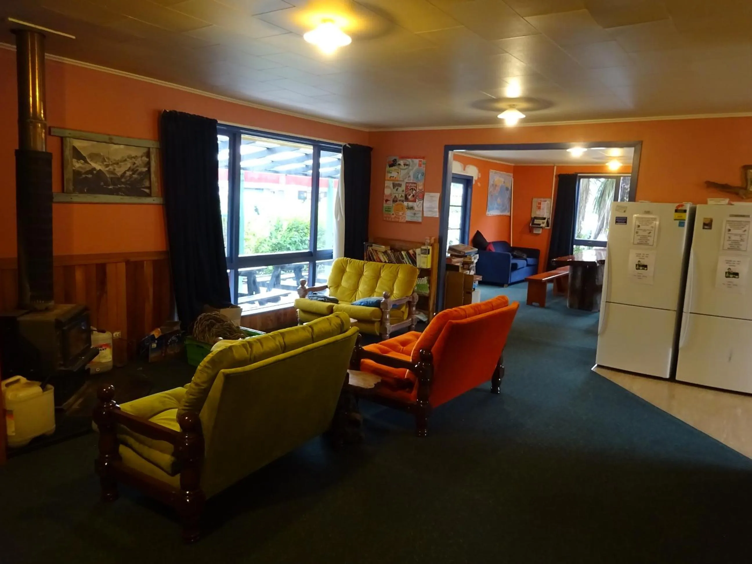 Lounge or bar in Glow Worm Accommodation