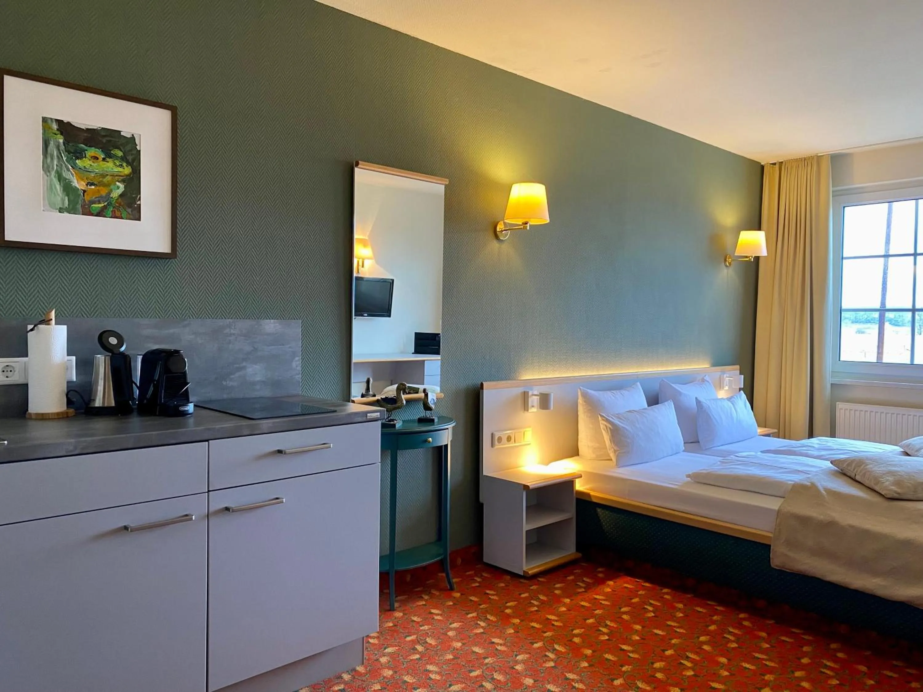 Photo of the whole room, Bed in Hotel am Müritz-Nationalpark