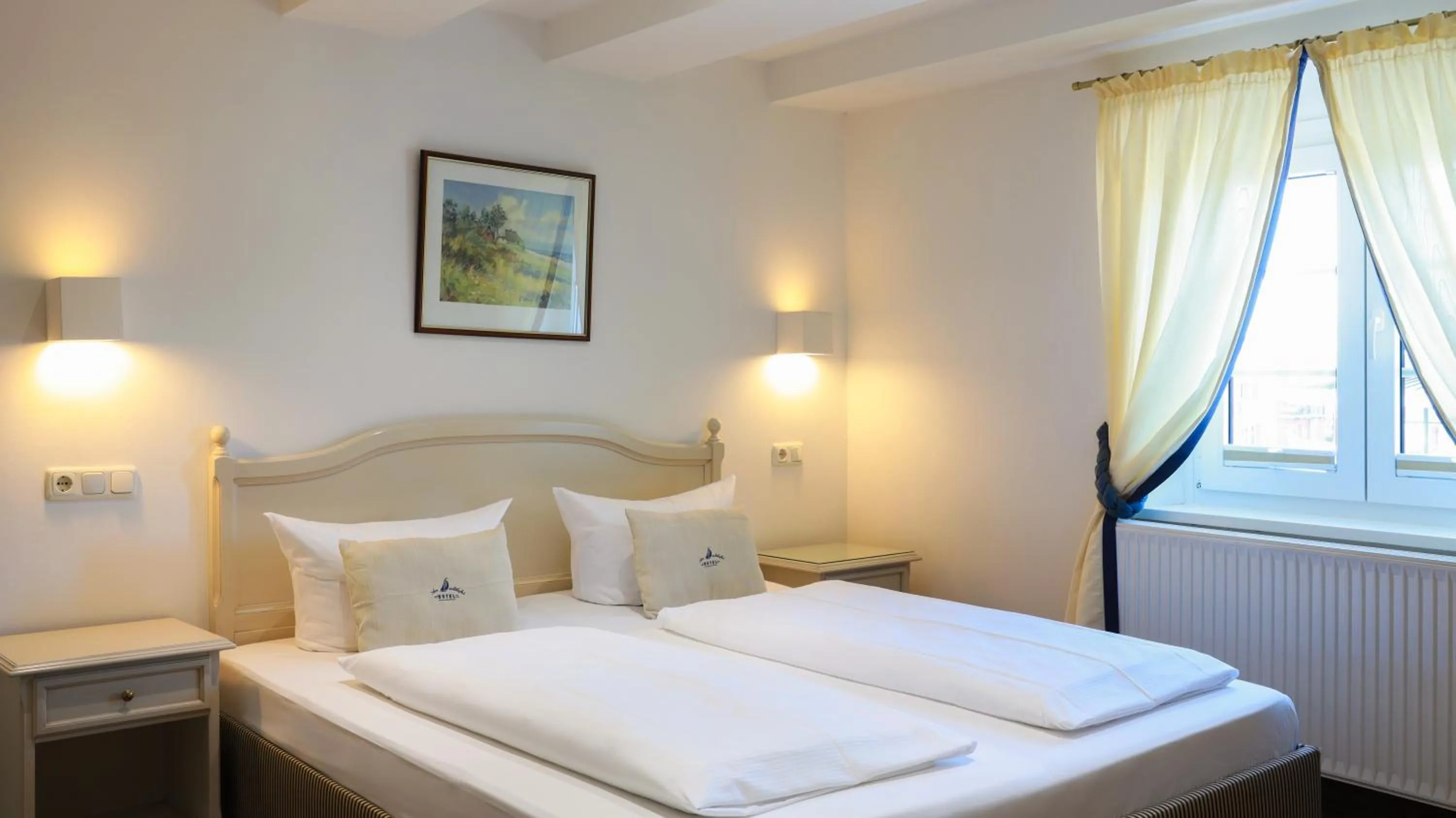 Bed in Hotel Am Yachthafen