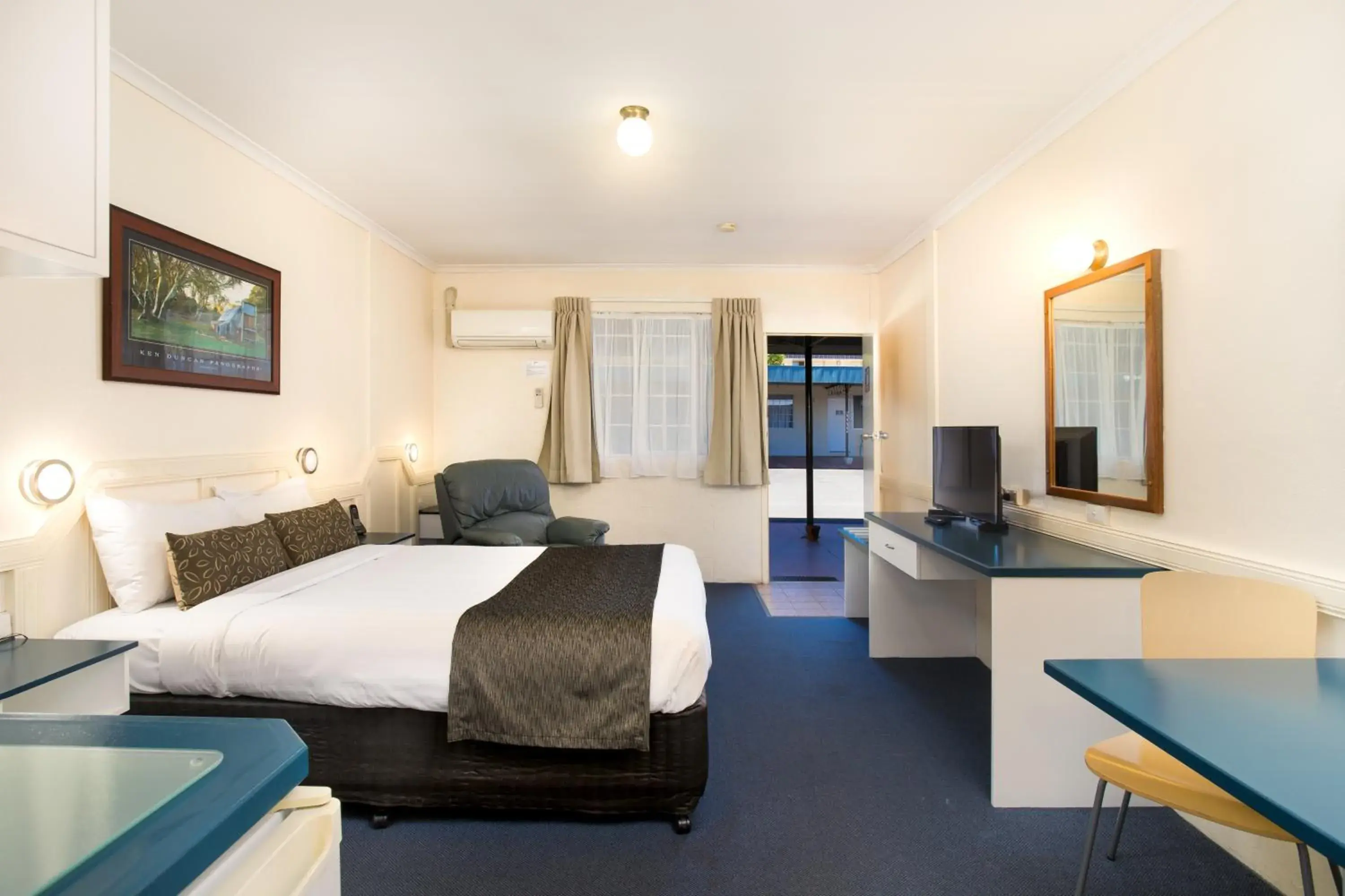 Bed in Applegum Inn Bed in Applegum Inn