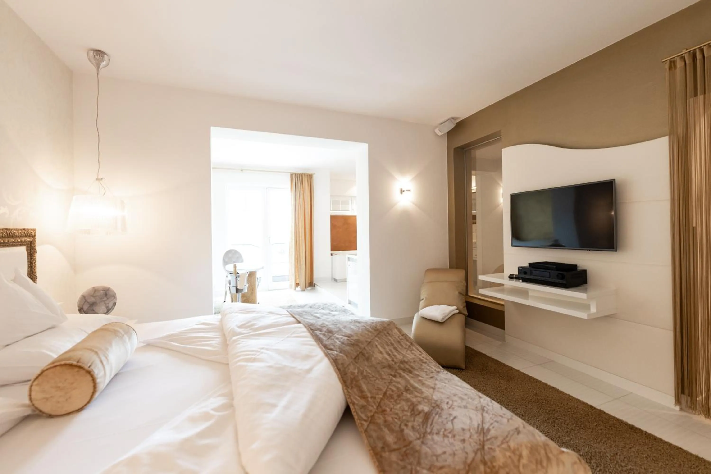 Photo of the whole room, Bed in Maiers Kuschelhotel Loipersdorf - ADULTS ONLY