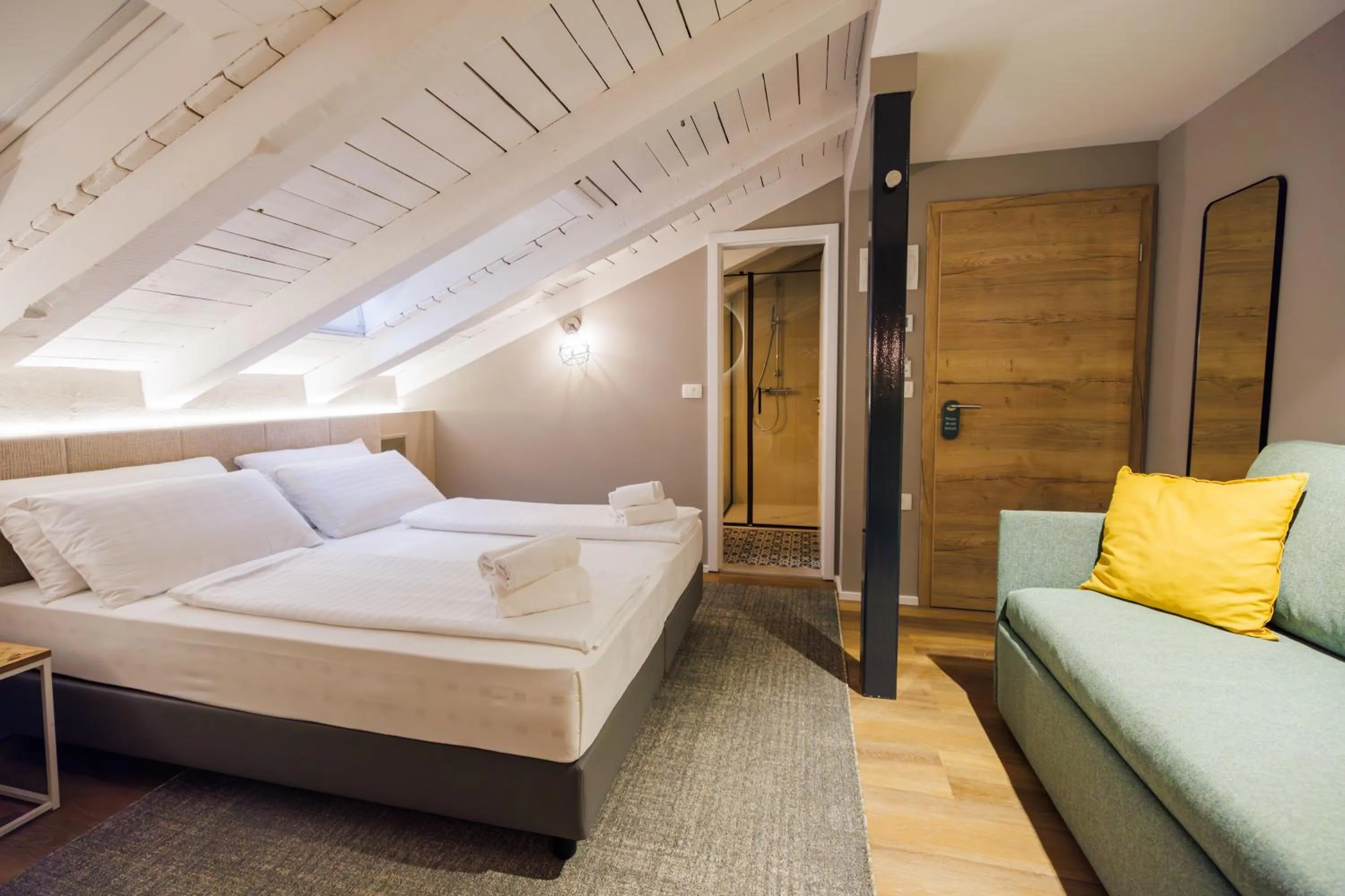 Bed in Vila ROBIDA & SPA