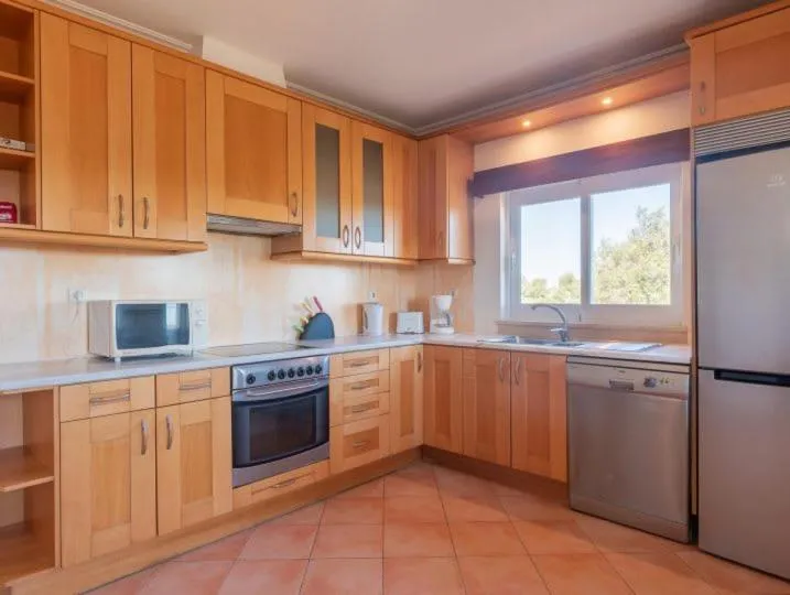 Villa Agua - Modern villa, quiet location walkable to restaurant and supermarket