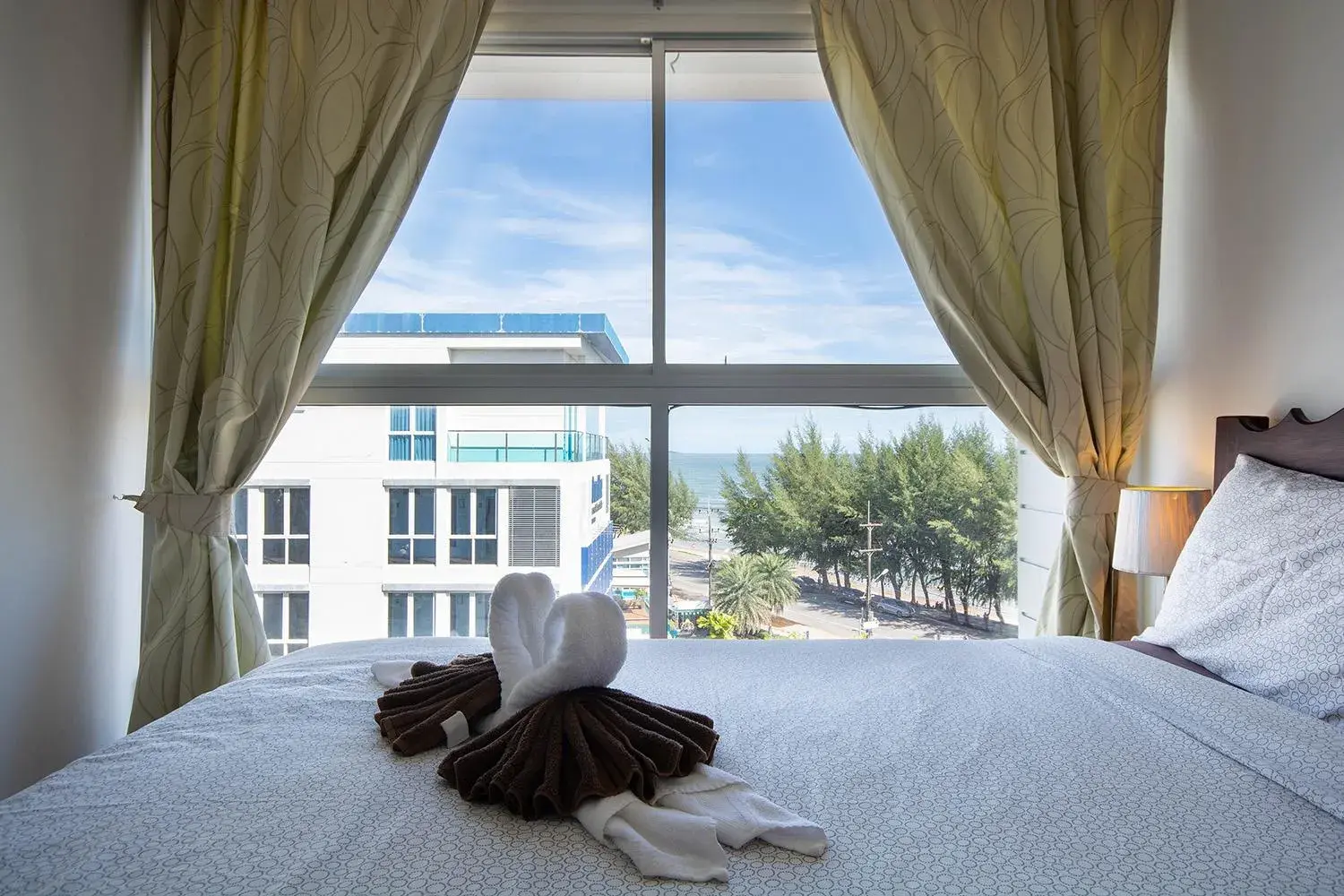 Avatara A condominium B61 with sea view Avatara A condominium B61 with sea view