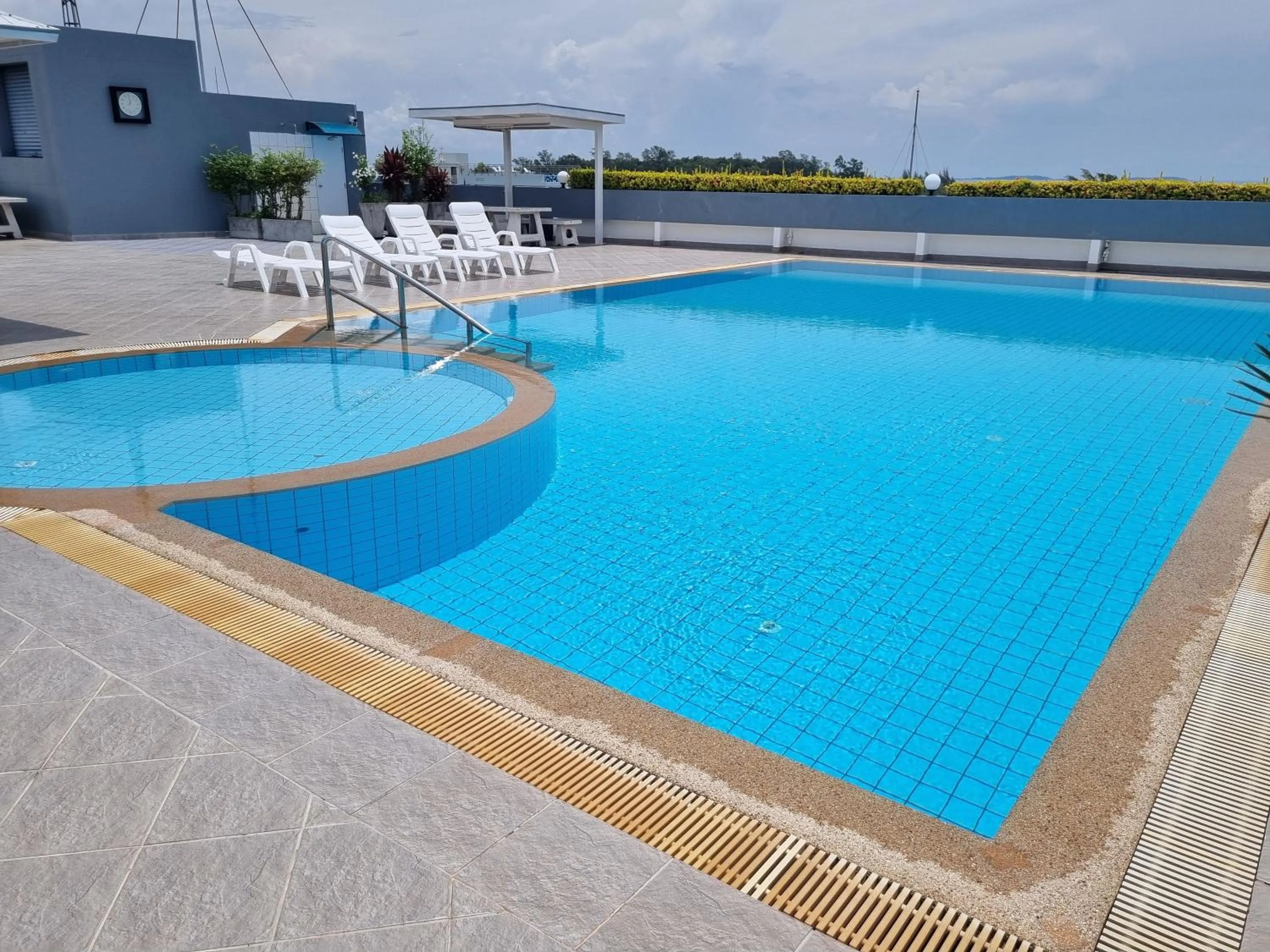 Avatara A condominium B61 with sea view