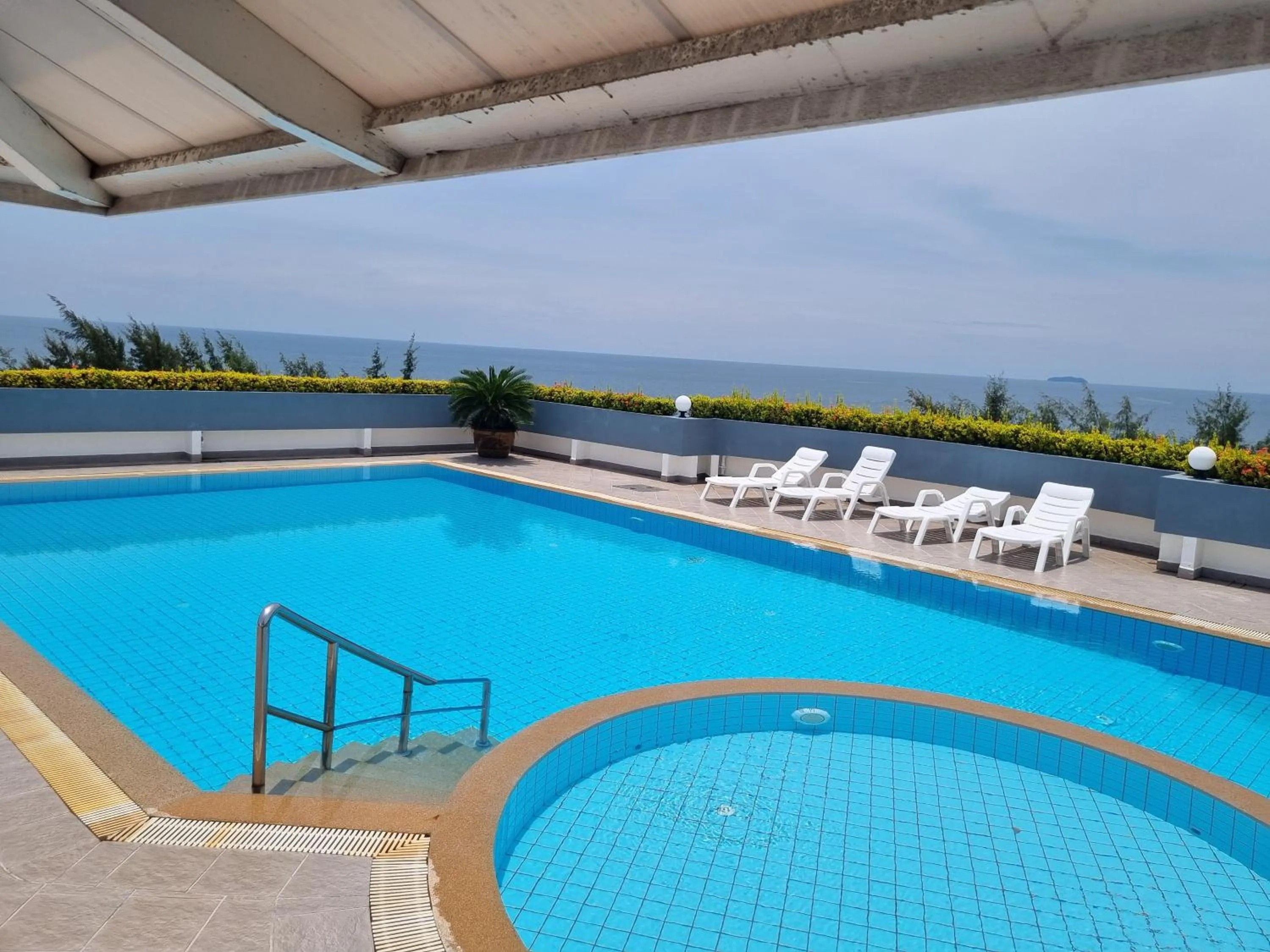 Avatara A condominium B61 with sea view