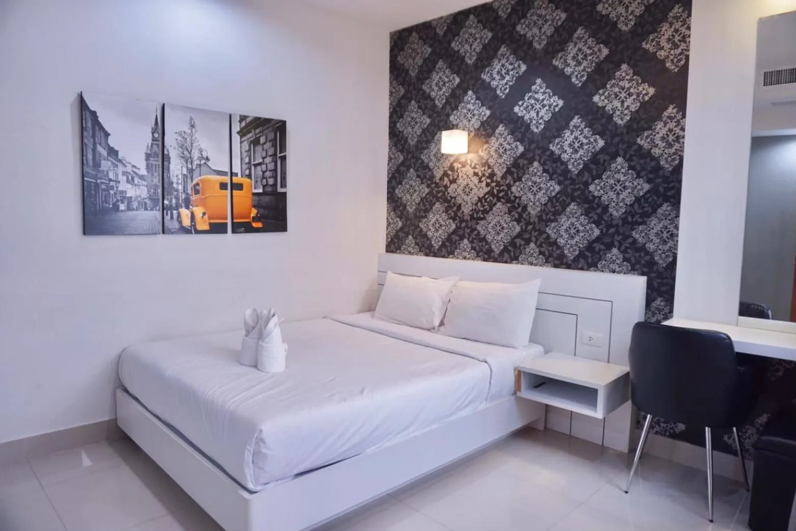 Bed in บันดารี่ ริชชี่ (Bhundaree Richy)