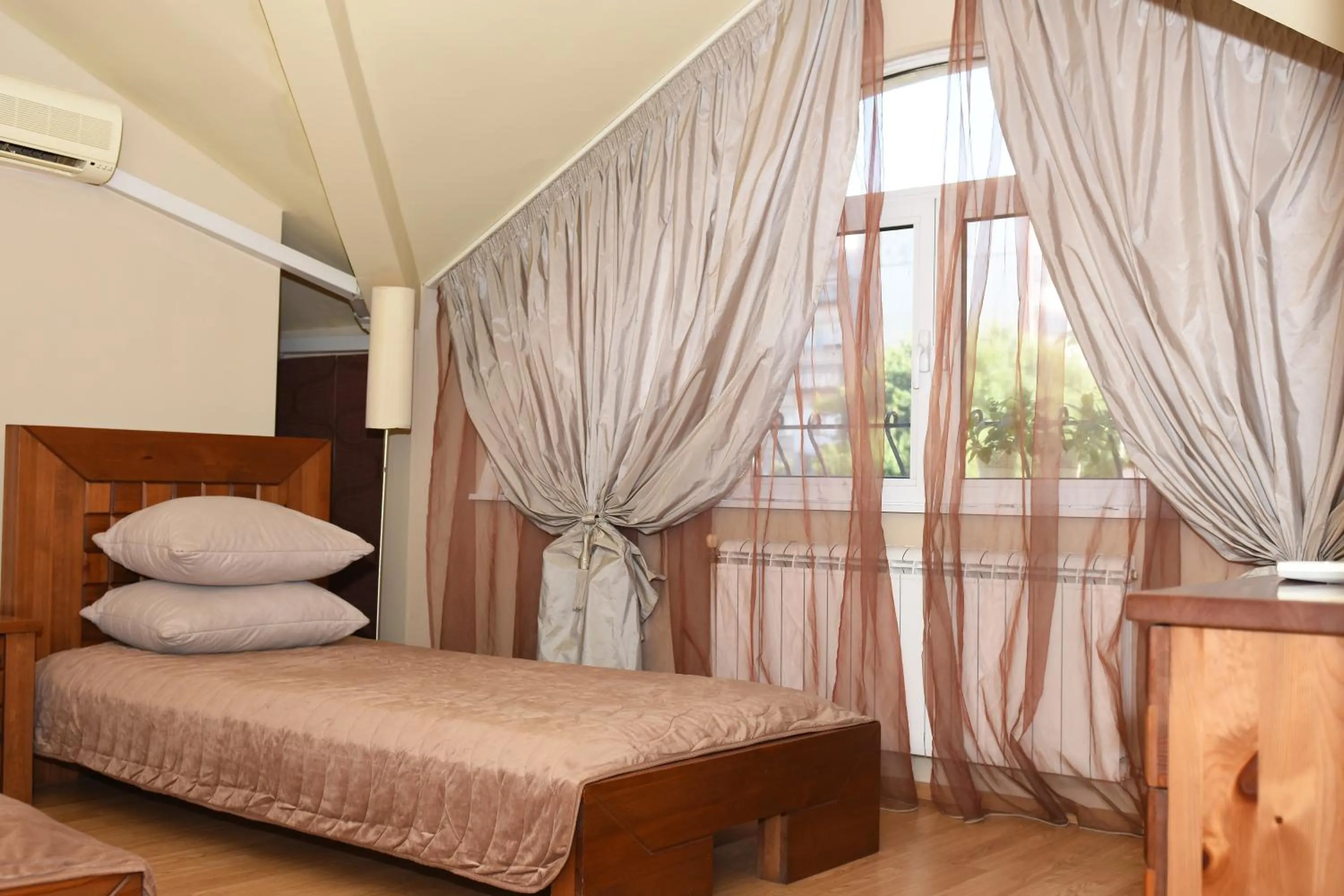 Photo of the whole room, Bed in Vival Hotel
