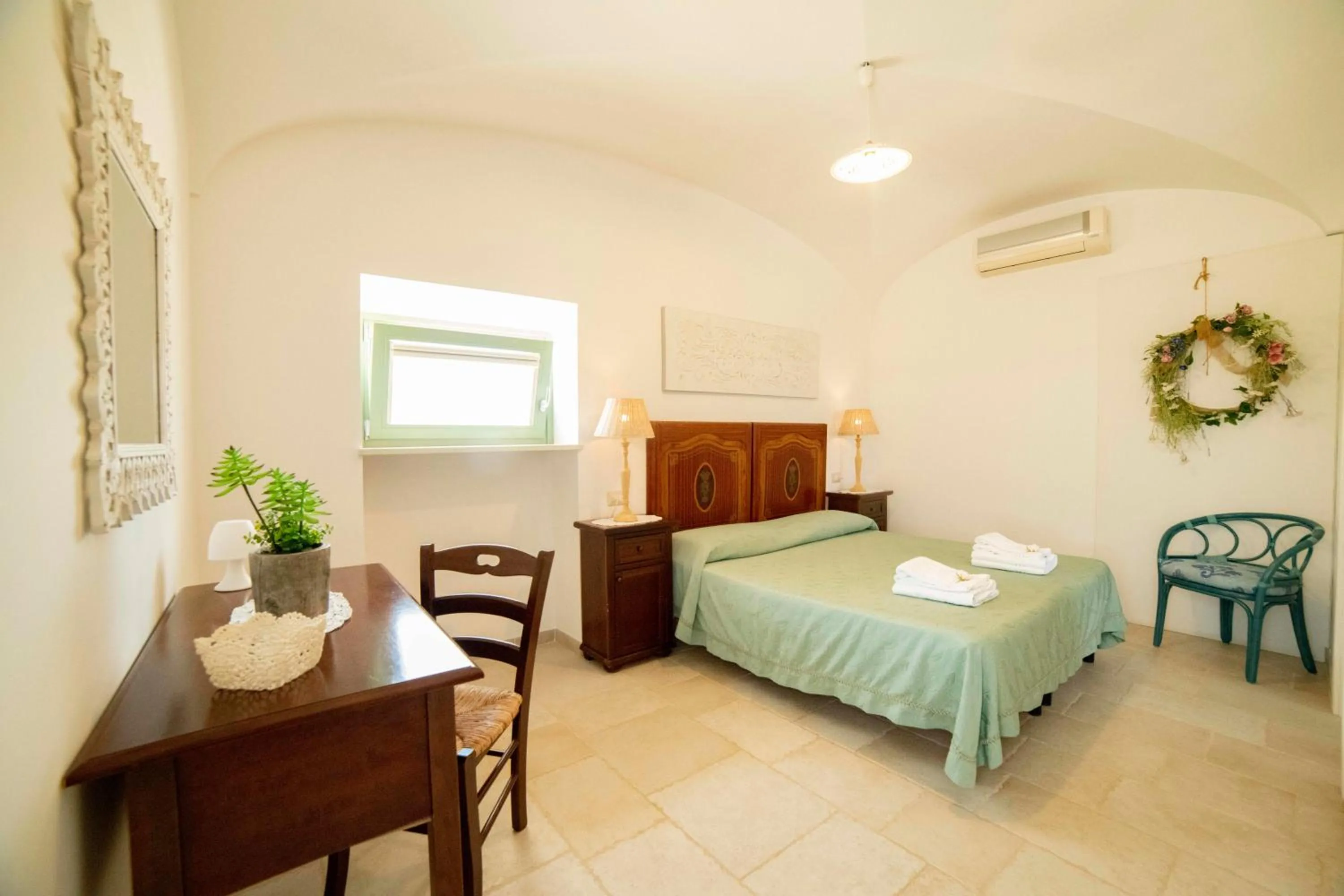 Bed in Coppola di Seta