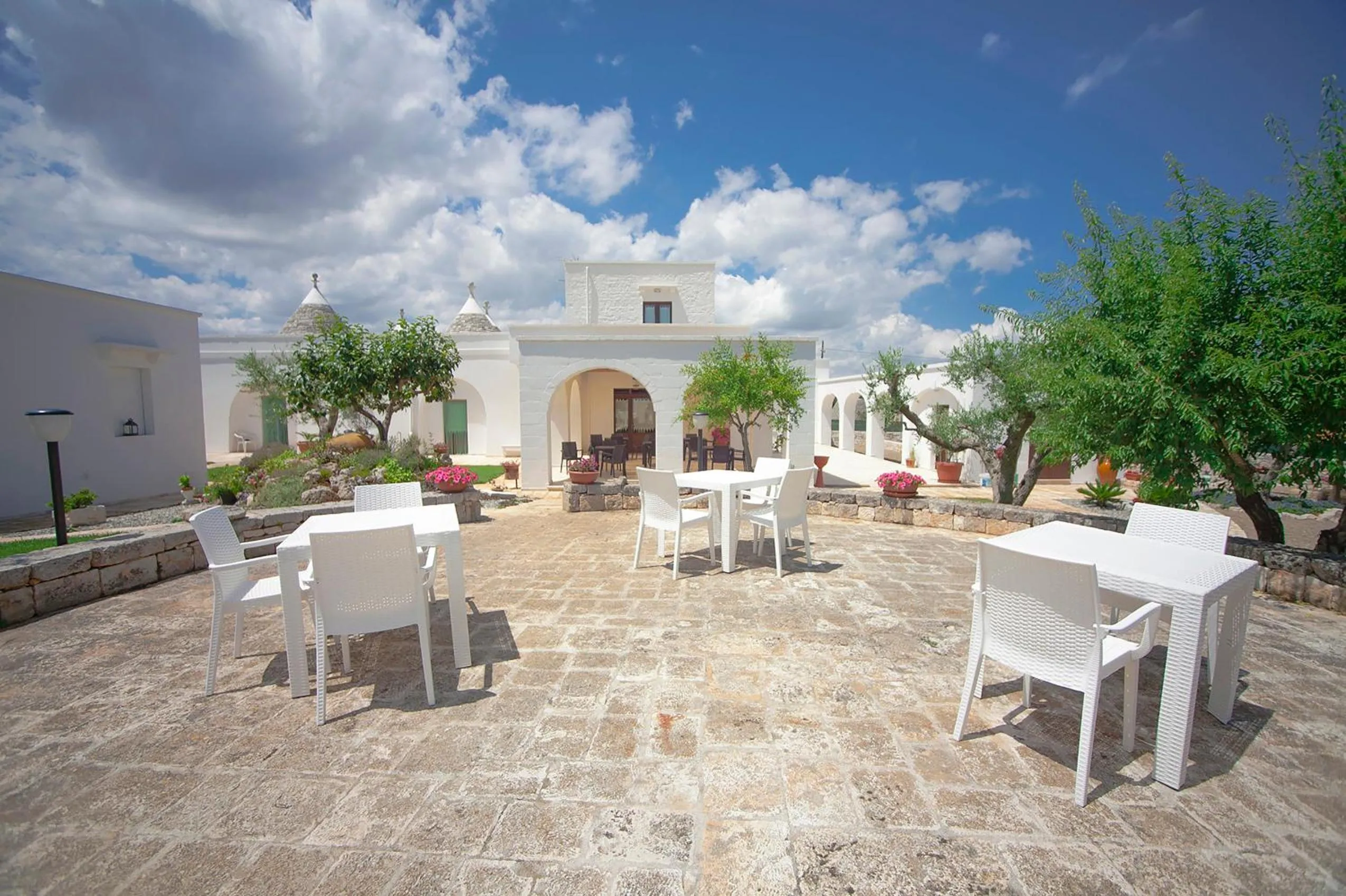 Facade/entrance in Coppola di Seta