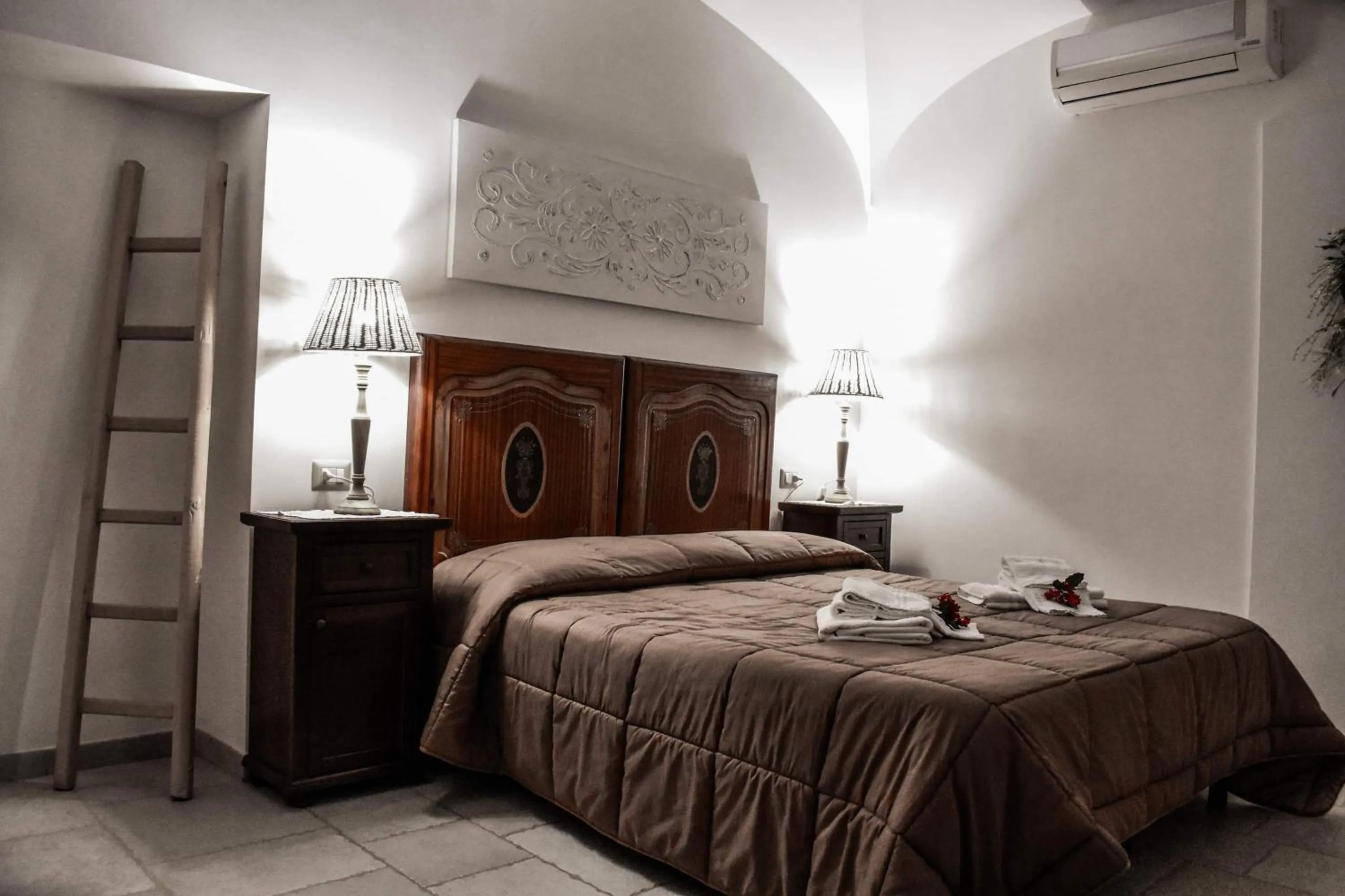 Bed in Coppola di Seta