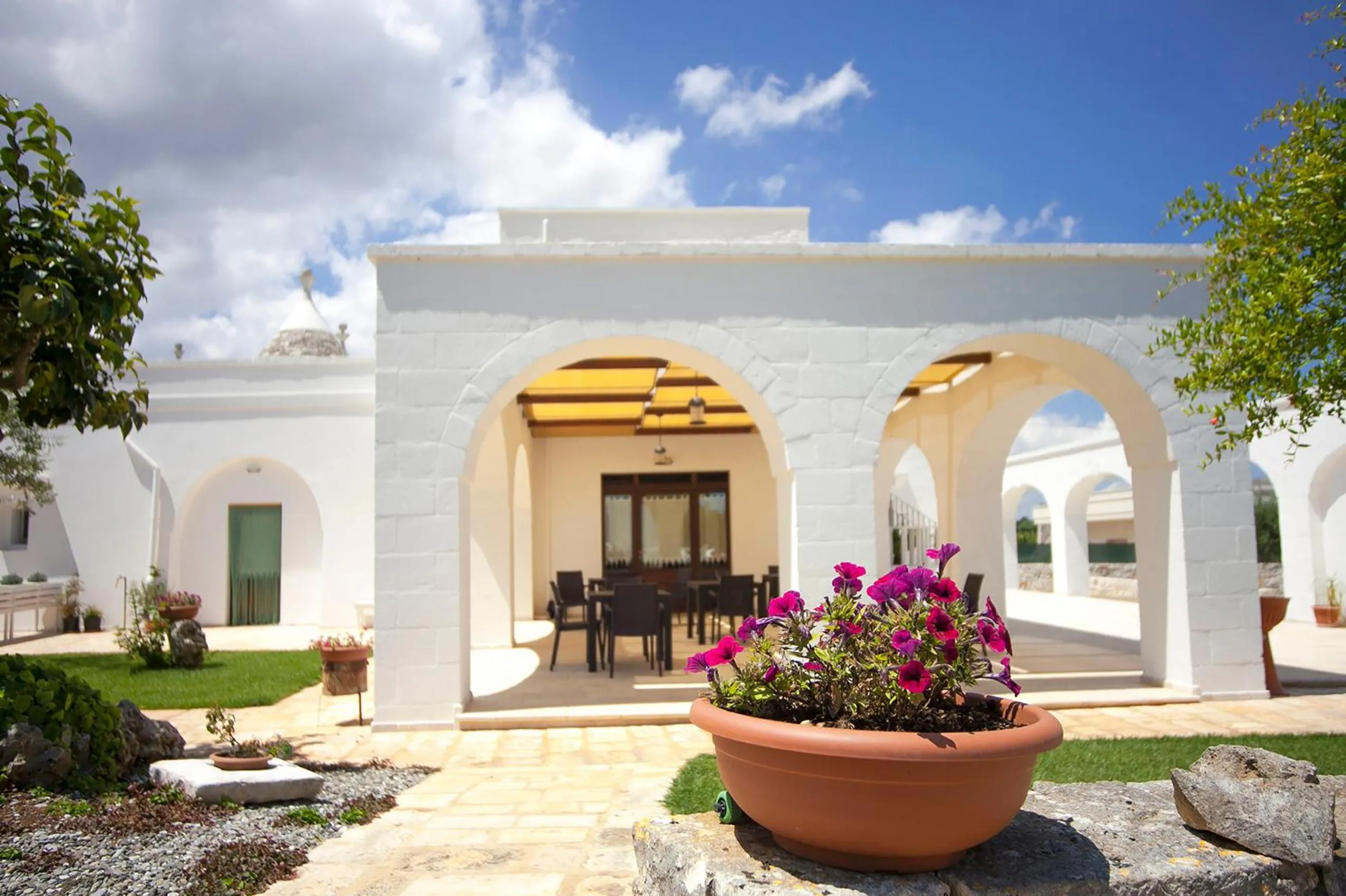 Facade/entrance in Coppola di Seta