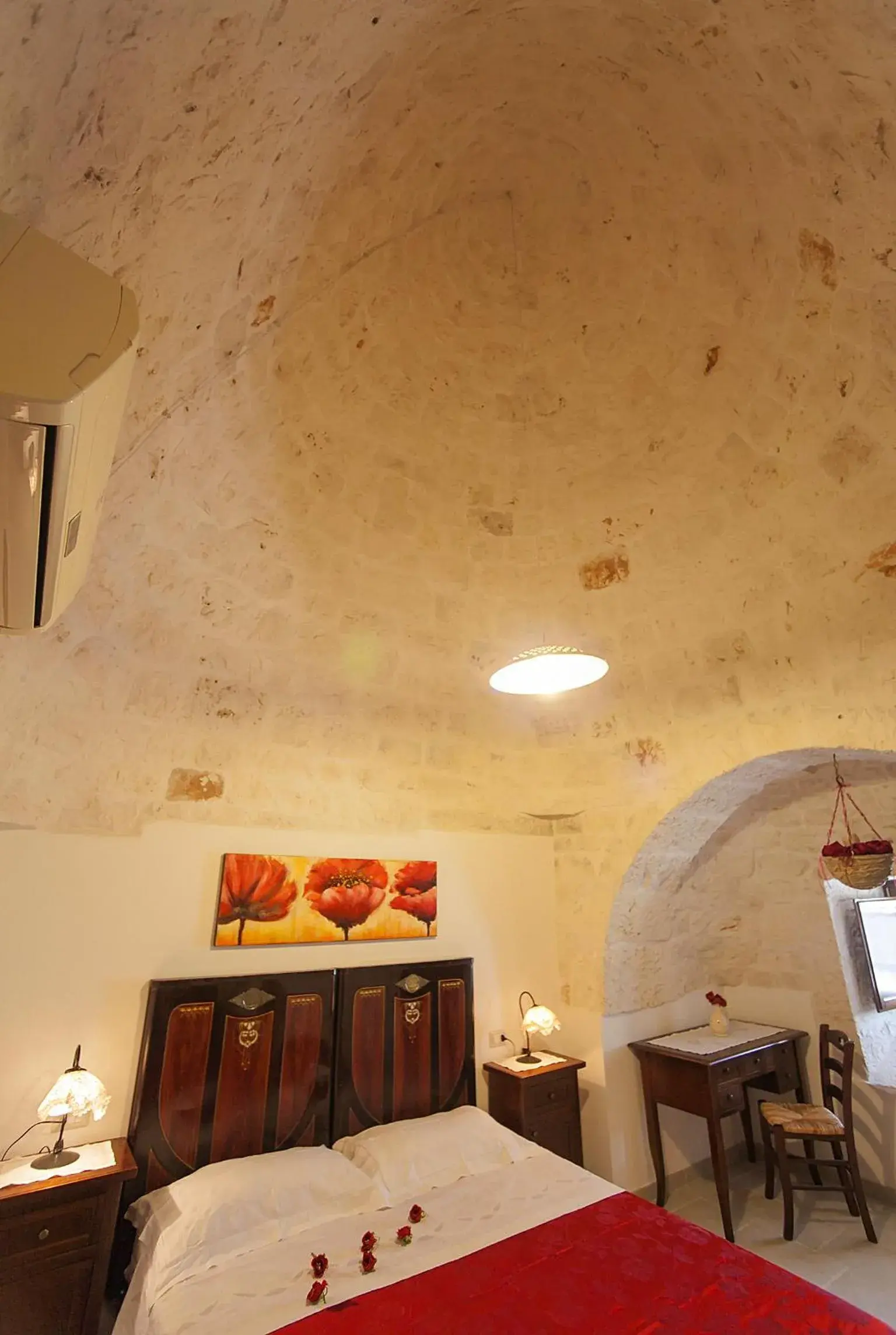 Bed in Coppola di Seta Bed in Coppola di Seta