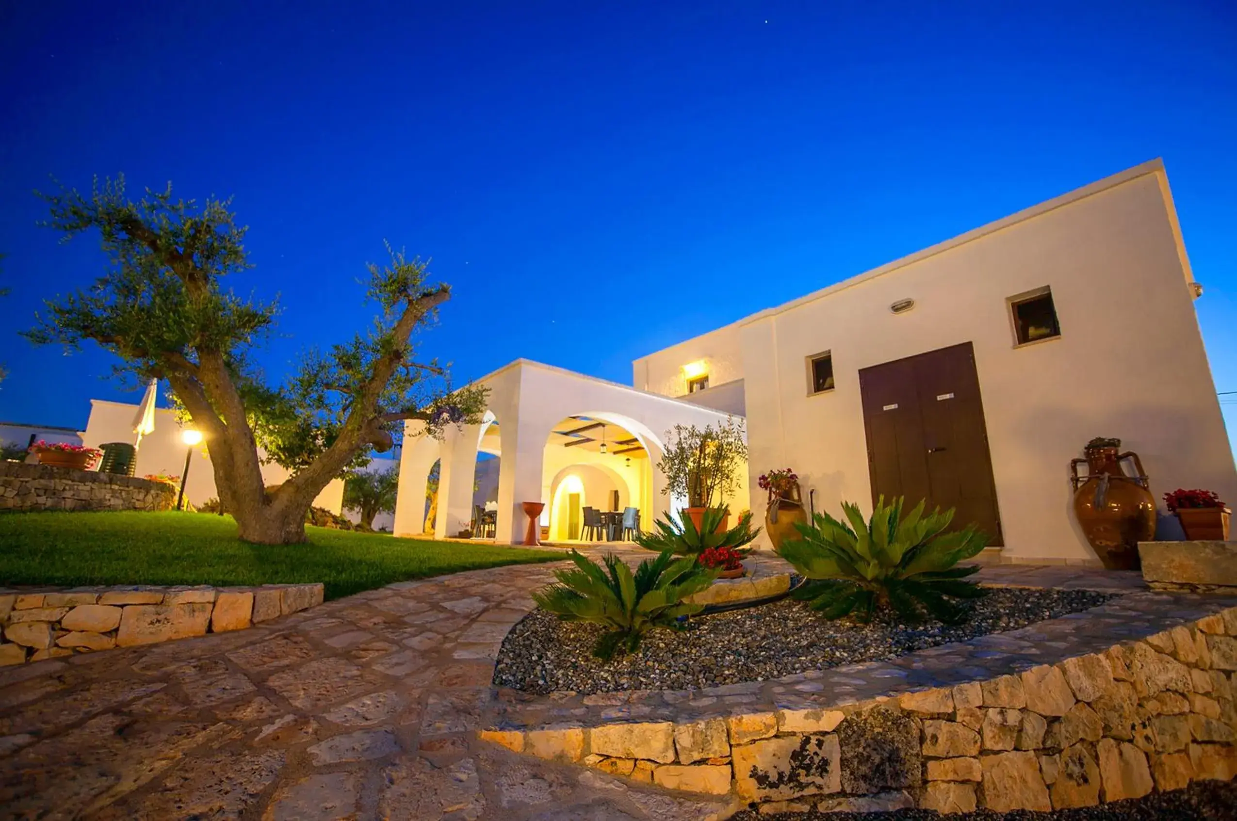 Property building in Coppola di Seta Property building in Coppola di Seta